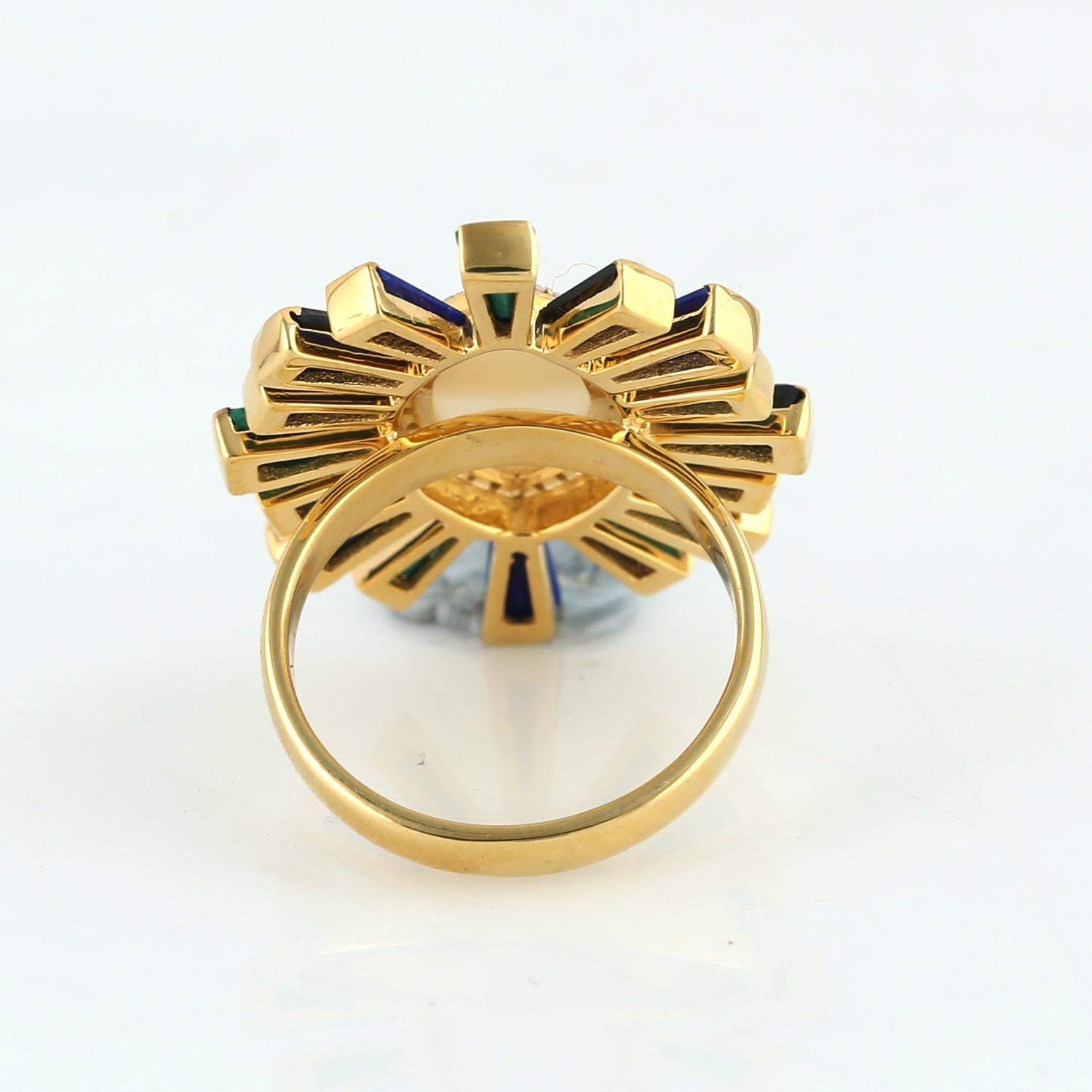 Mehrfarbiger MOP-Ring aus 18 Karat Gelbgold mit Malachit und Lapislazuli und Diamanten im Zustand „Neu“ im Angebot in New York, NY