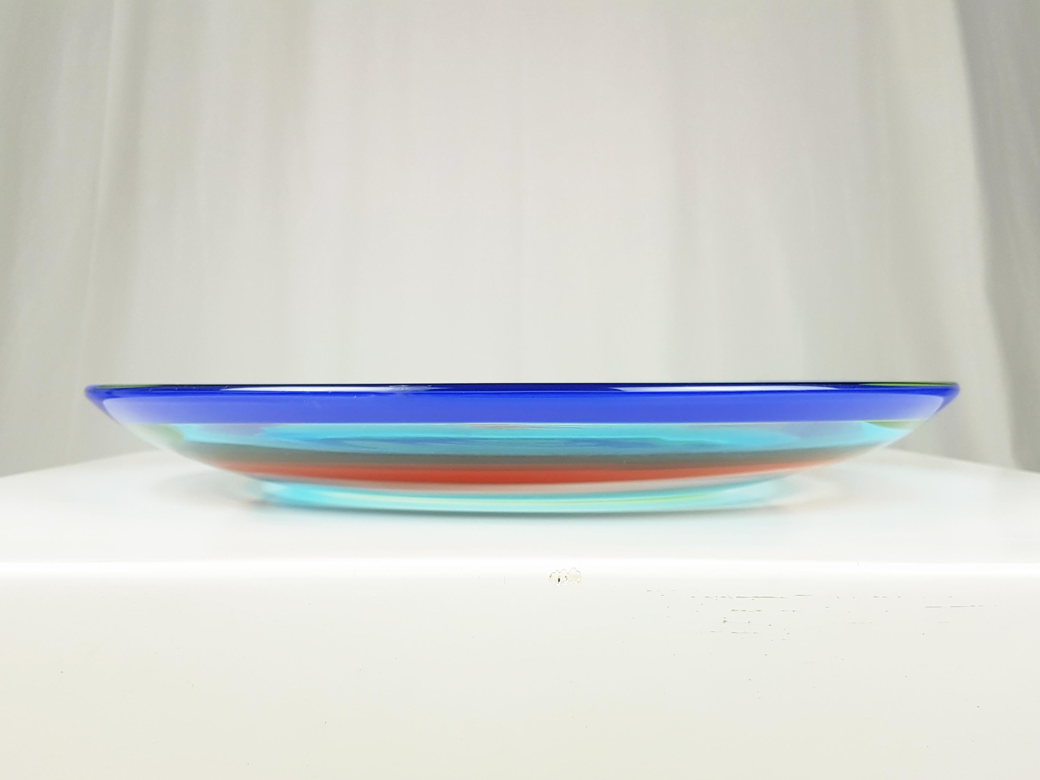 Fin du 20e siècle Assiette en verre de Murano multicolore de Berit Johansson pour Salviati, 1991 en vente