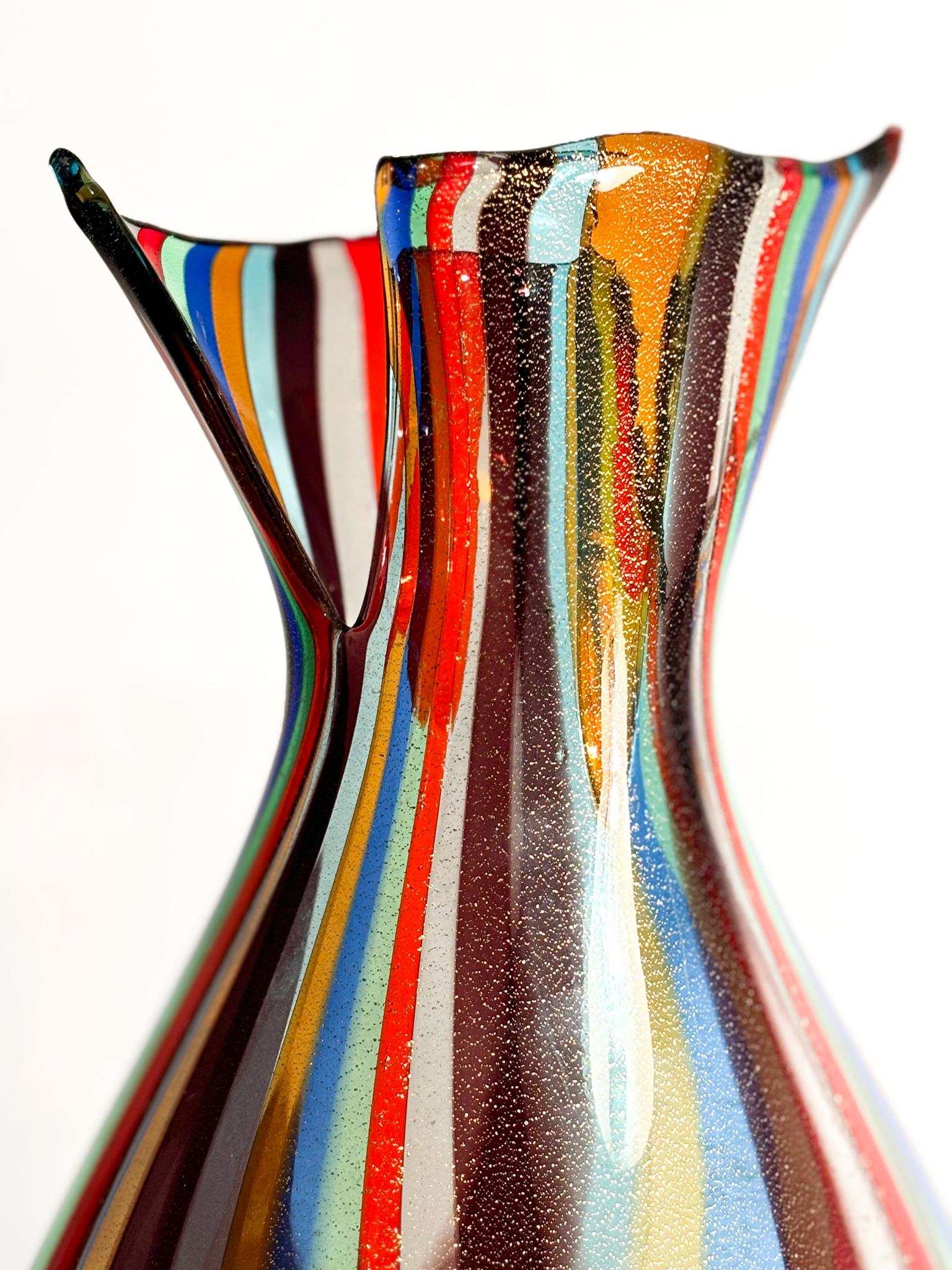 Mehrfarbige Vase aus Muranoglas mit Aventurineinschlüssen von La Murrina 1980er im Angebot 1