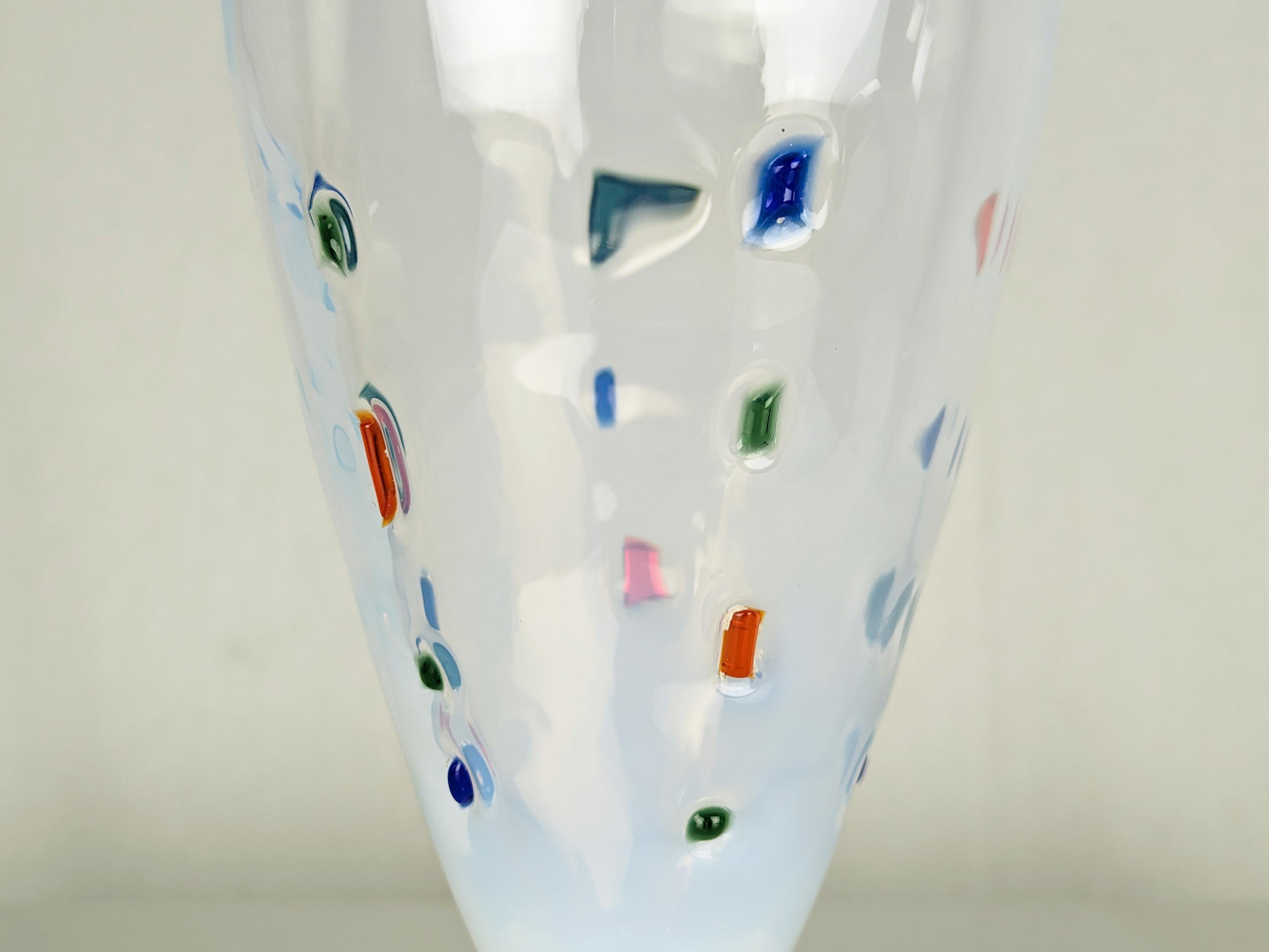 Italiano Ciotola in vetro di Murano multicolore e opalino di Carlo Moretti, 2002 in vendita