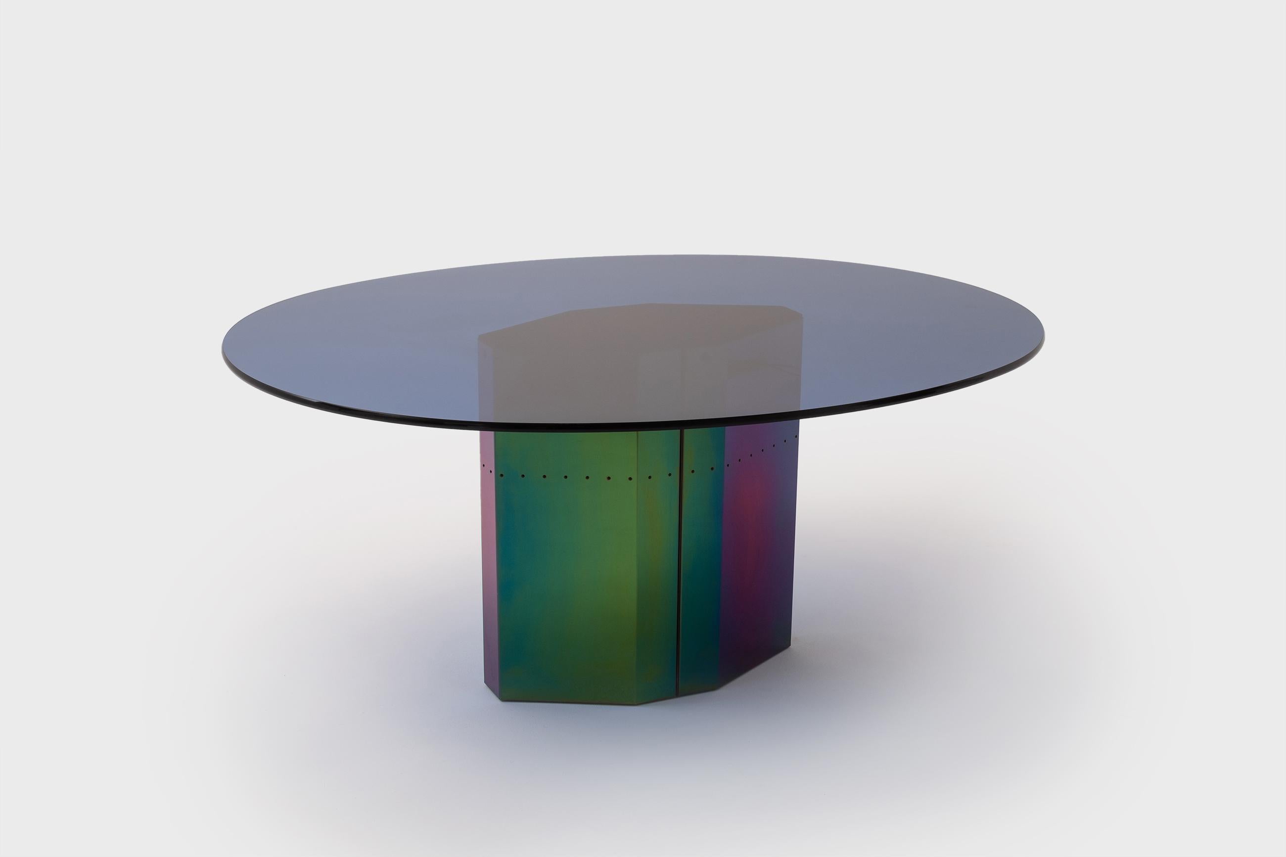 Rare and exceptional dining table mod. ‘Polygonon’ by Afra & Tobia Scarpa for B&B Italia, Italy 1984. The fantastic base is made from electro coated stainless sheets with an iridescent finish which shifts into different colors; from blue to green to