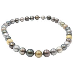 Multicolored Pearl Necklace with 14 Karat White Gold Clasp