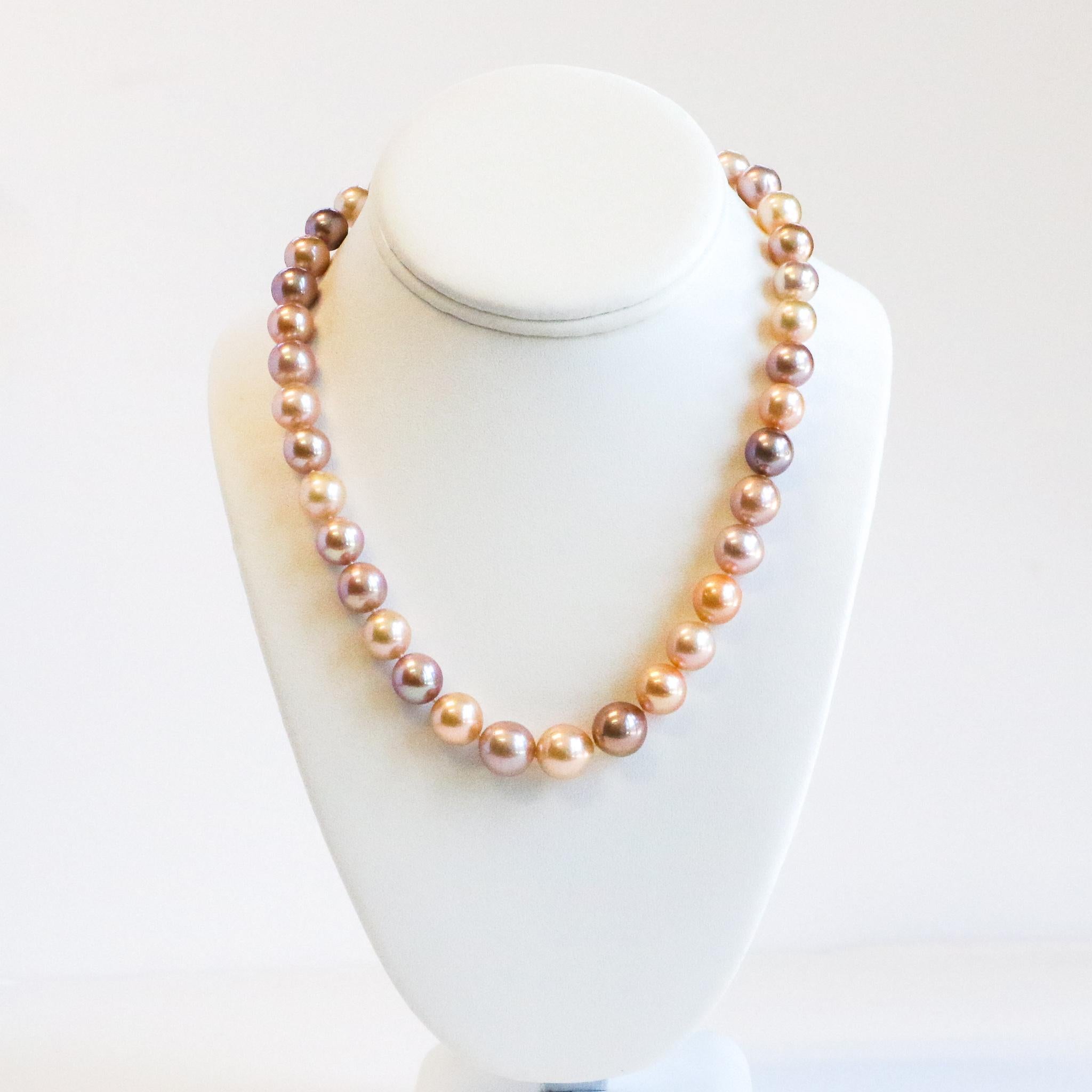 Women's Multi-coloured Pearl Necklace with White Sapphire Clasp
