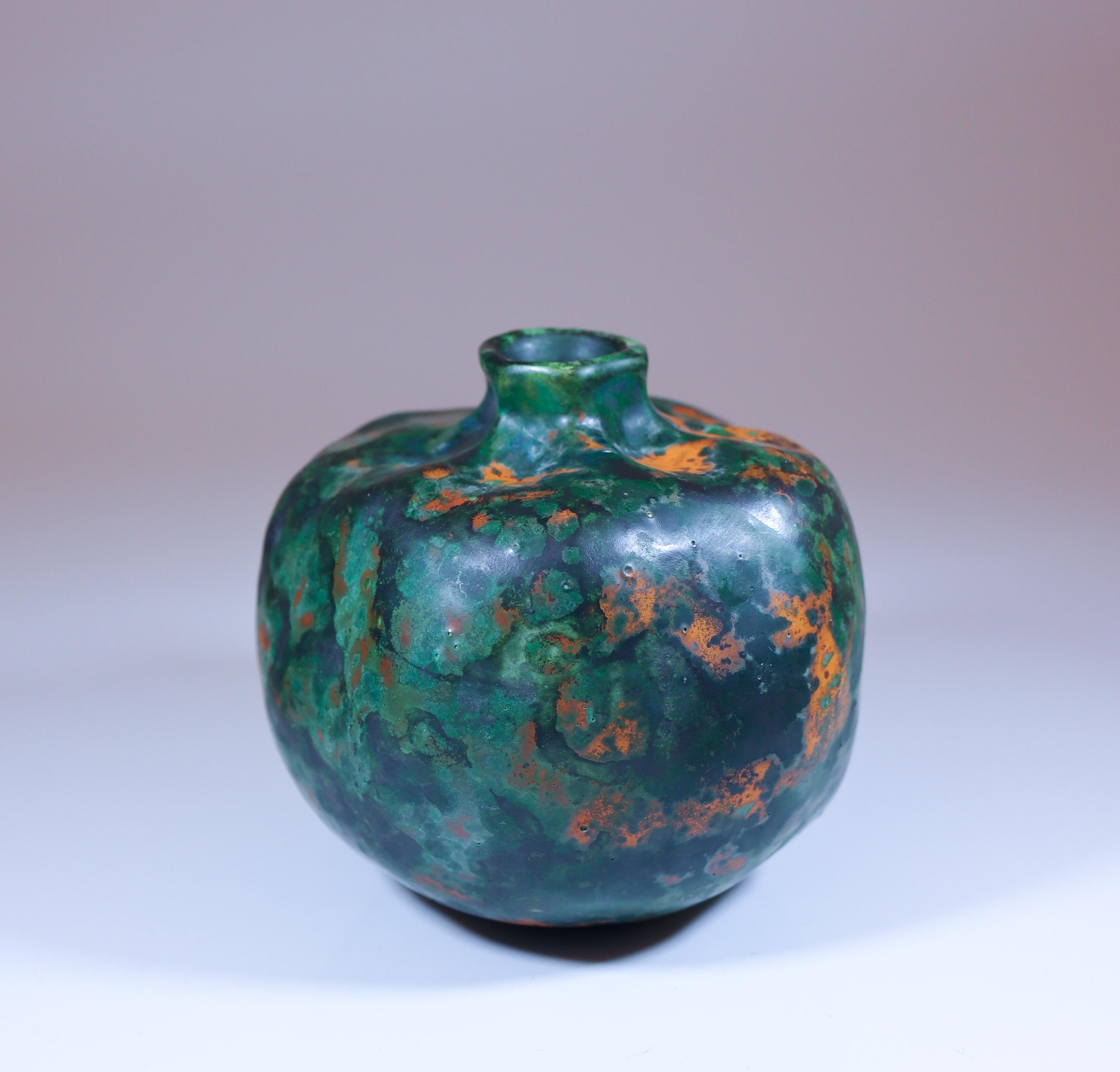 Mehrfarbige Kürbisvase, Keramik von Hans Hedberg, Biot, Frankreich (Glasiert) im Angebot