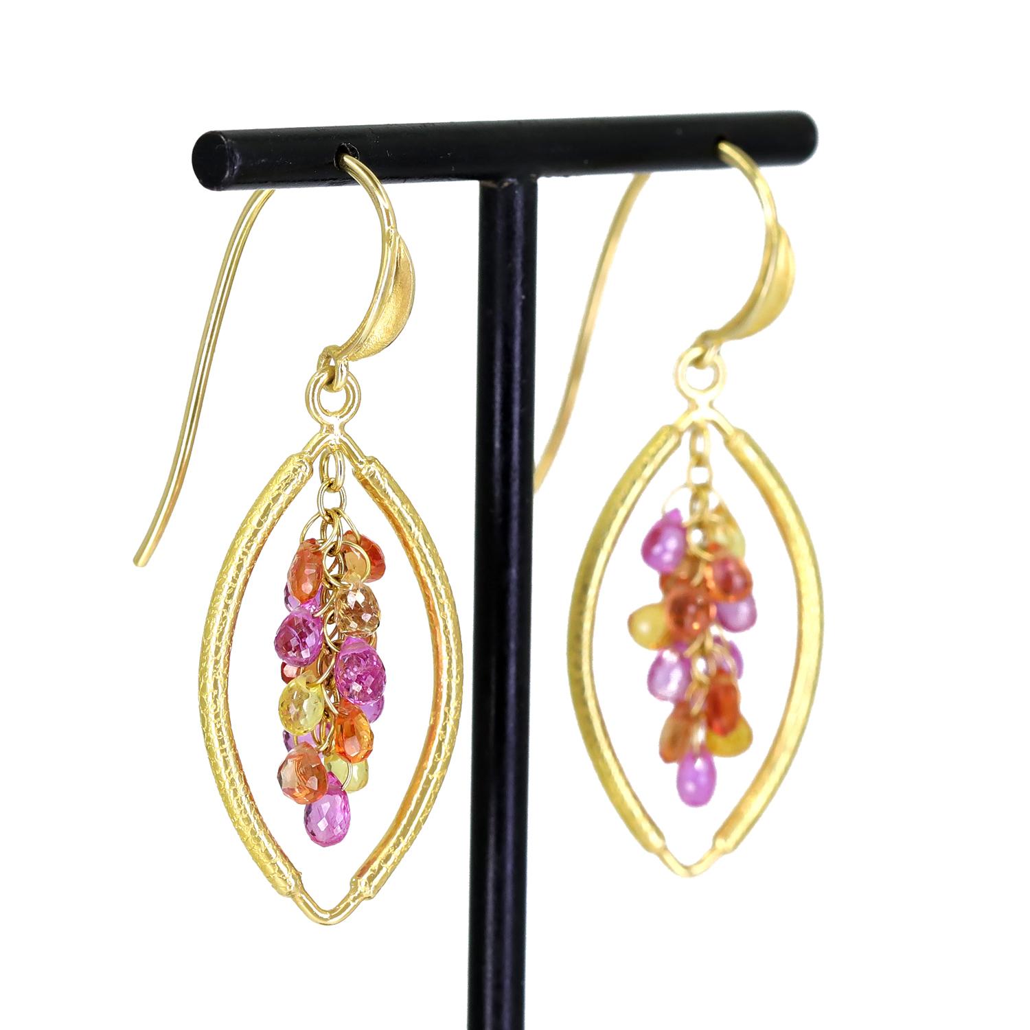 Mehrfarbige Saphir Briolette Gold Navette Tropfenohrringe, Barbara Heinrich im Zustand „Neu“ im Angebot in Dallas, TX