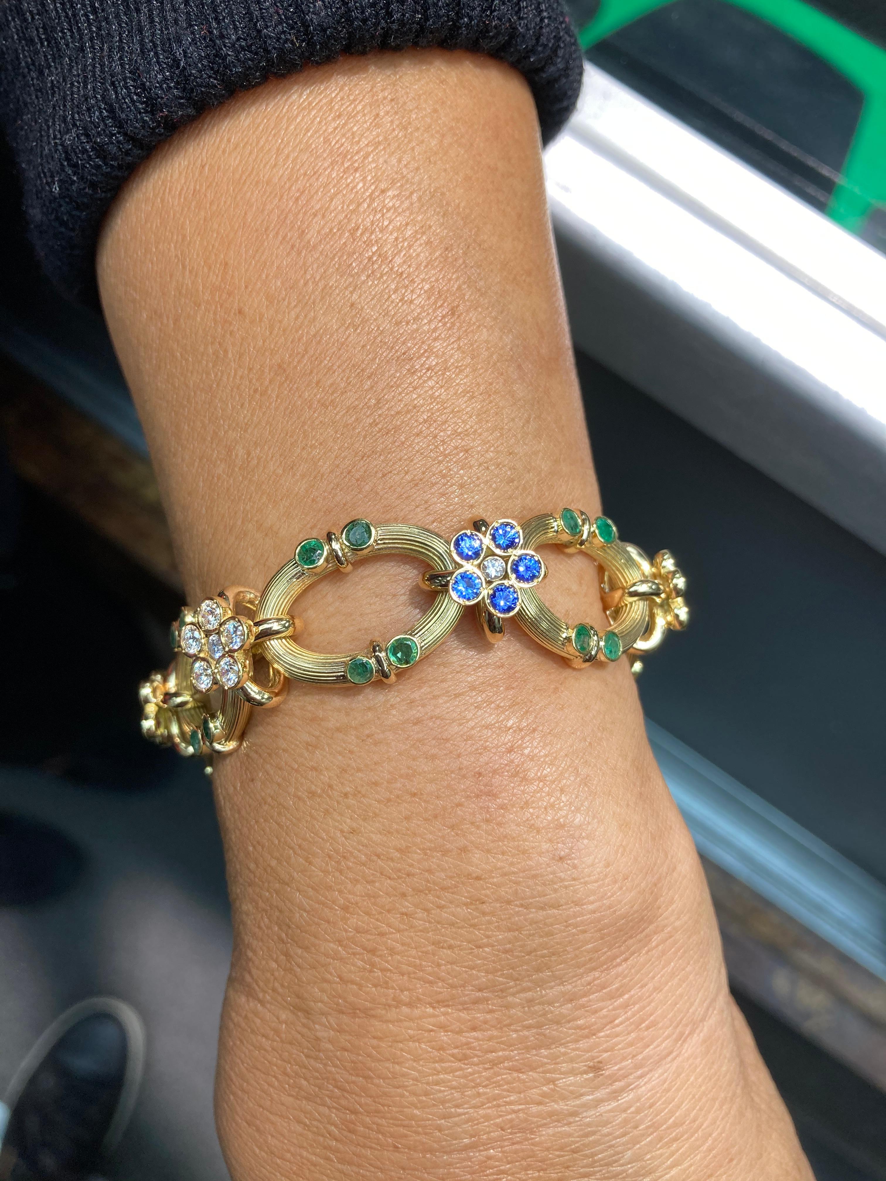 Multicolored Sapphire Emerald Diamond Yellow Gold Link Bracelet In Good Condition In Los Angeles, CA