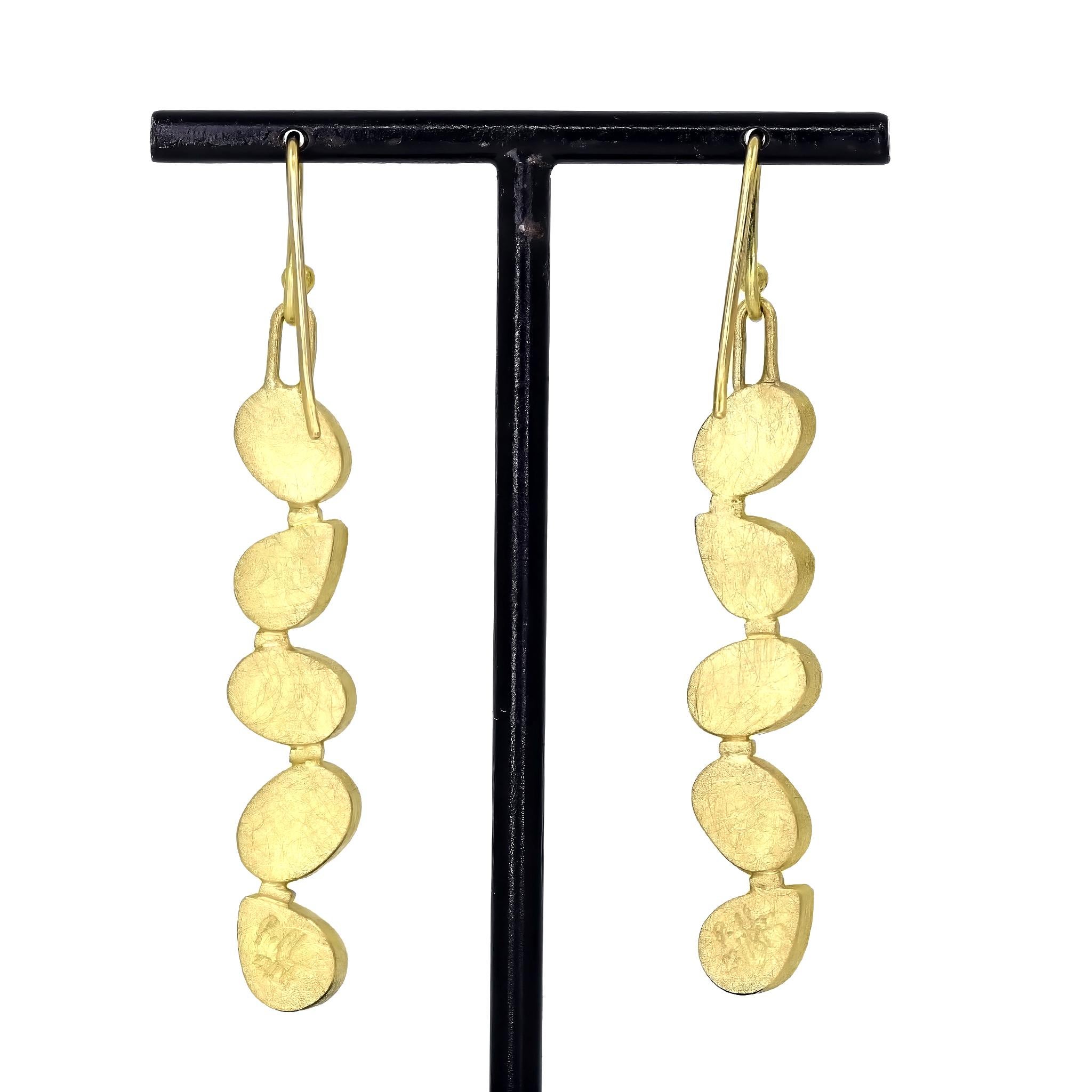 Multicolored Sapphire One of a Kind Linear Drop Earrings, Petra Class 2025 For Sale 1