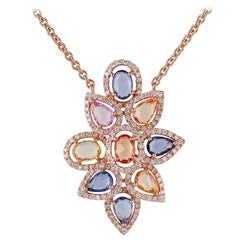 Collier pendentif en or rose 18 carats serti de saphirs multicolores et de diamants