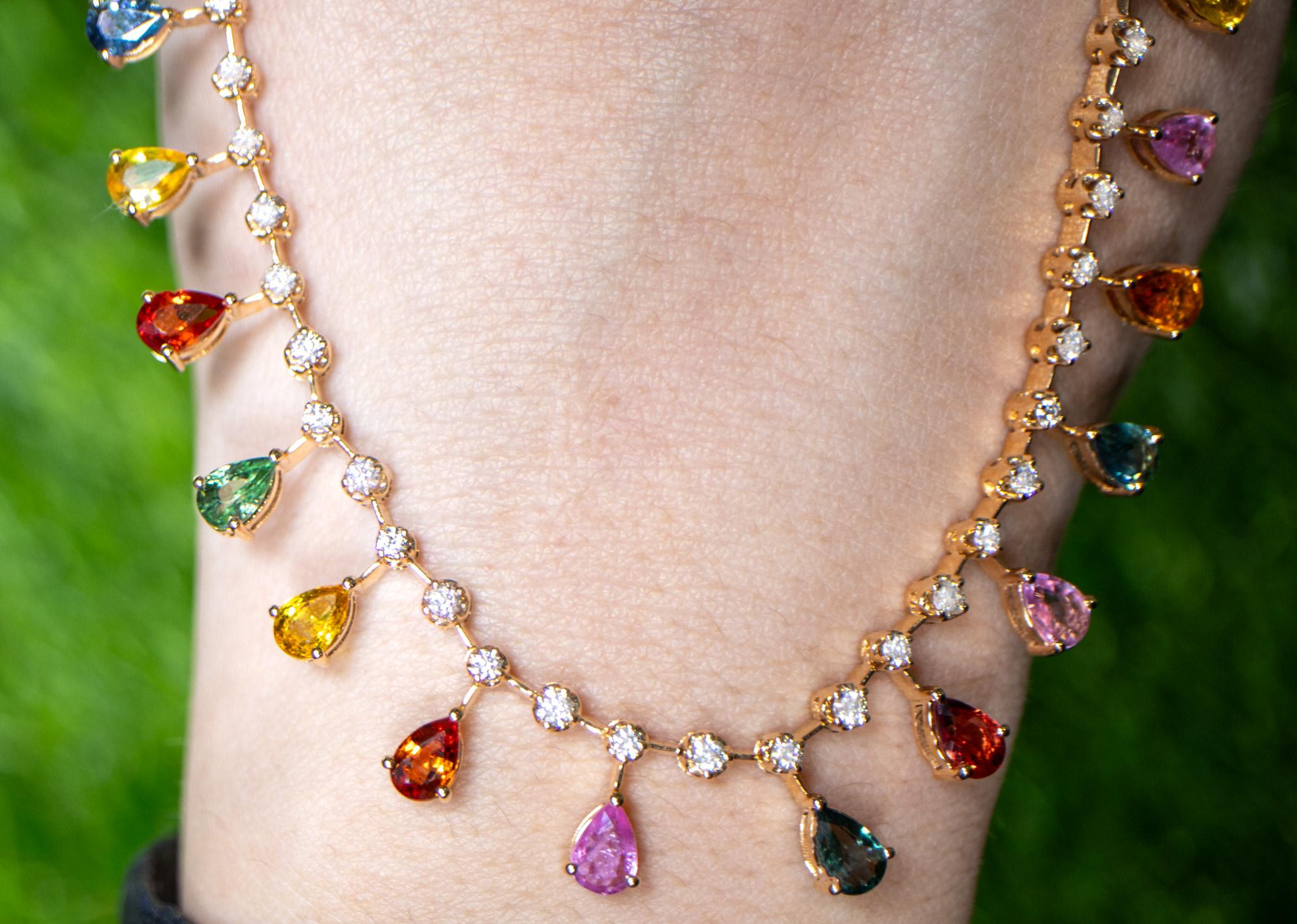 Mehrfarbige Saphir- und Diamanten-Halskette 8.7 Karat 18K Gold für Damen oder Herren im Angebot