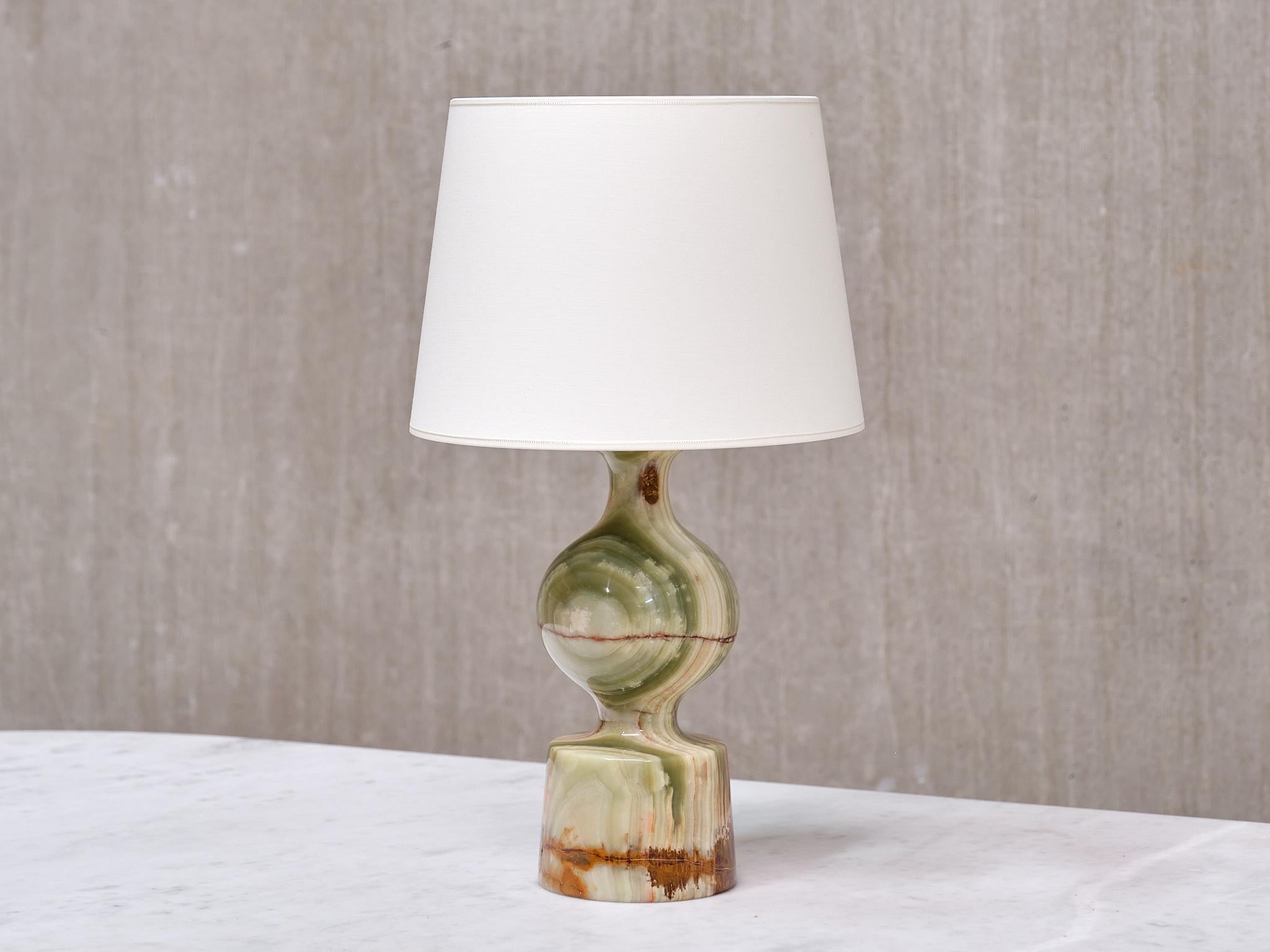 Multicolored Solid Onyx Table Lamp with Ivory Shade, Italy, 1970s For Sale 6