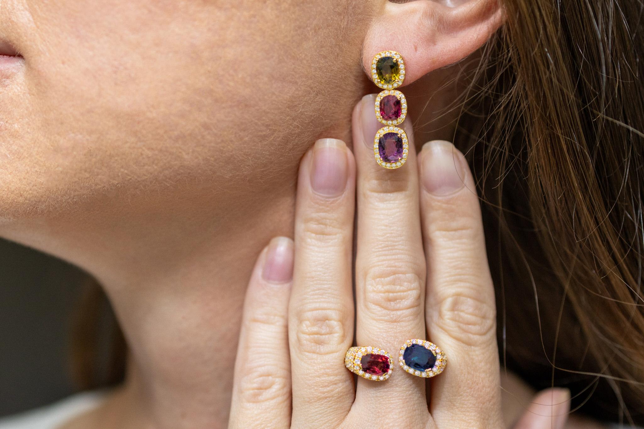 It comes with the Gemological Appraisal by GIA GG/AJP
All Gemstones are Natural

Ring Details:
Blue & Red Spinels = 2.30 Carats (Cushion Cut)
Diamonds = 1.70 Carats (Round Cut, F-G Color, VS Clarity)
Metal: 18K Yellow Gold
Ring Size: 7.5* US
*It can