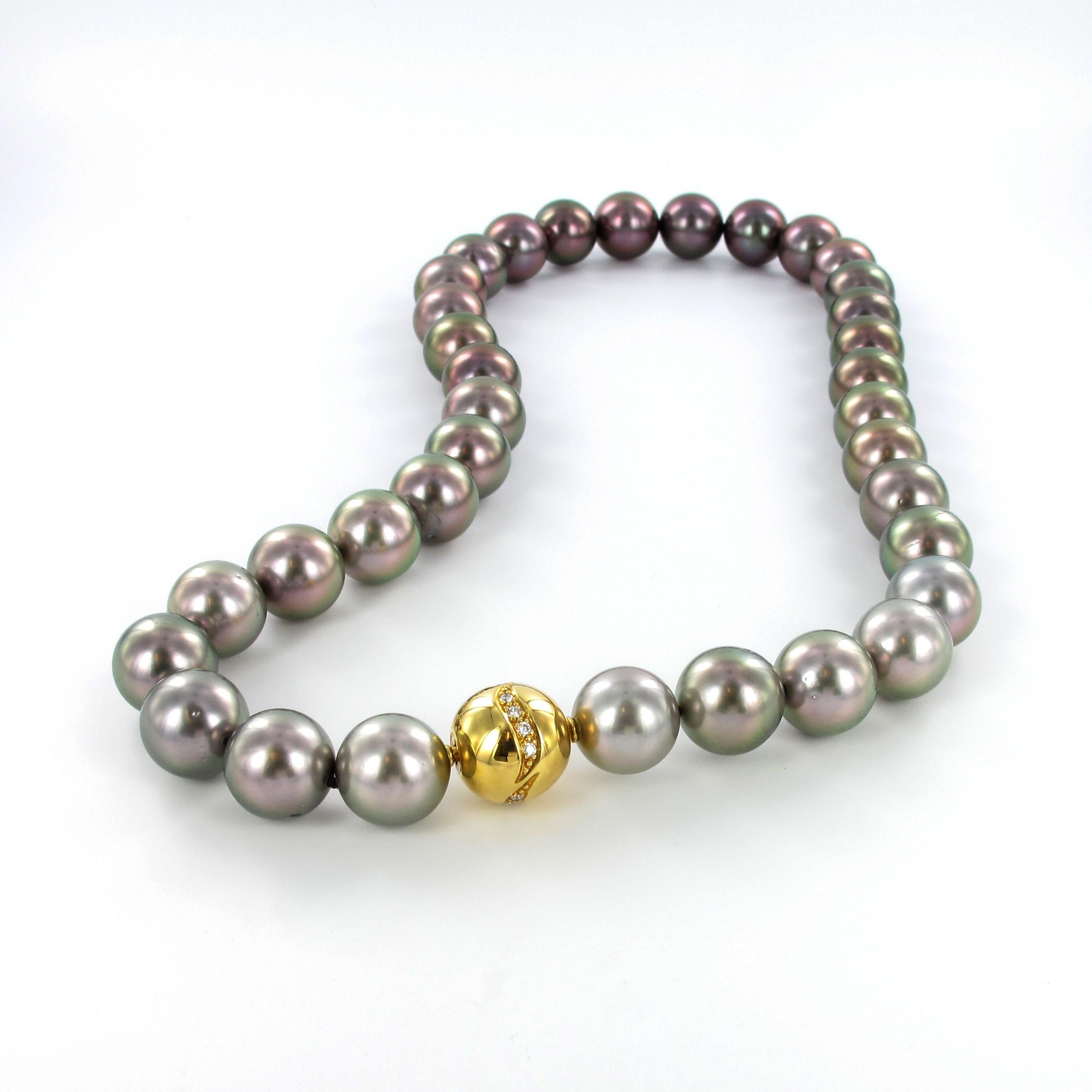 Multicolored Tahitian Cultured Pearl and Diamond Necklace For Sale 2