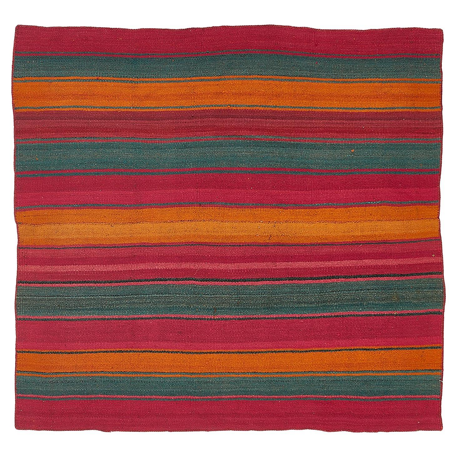 abc carpet Alfombra Kilim de Lana Vintage Karabagh Multicolor - 4'8" x 5'1 en venta