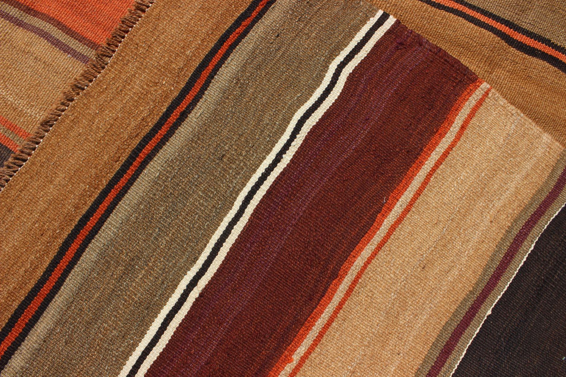 Grand tapis Kilim vintage multicolore à rayures en vente 5
