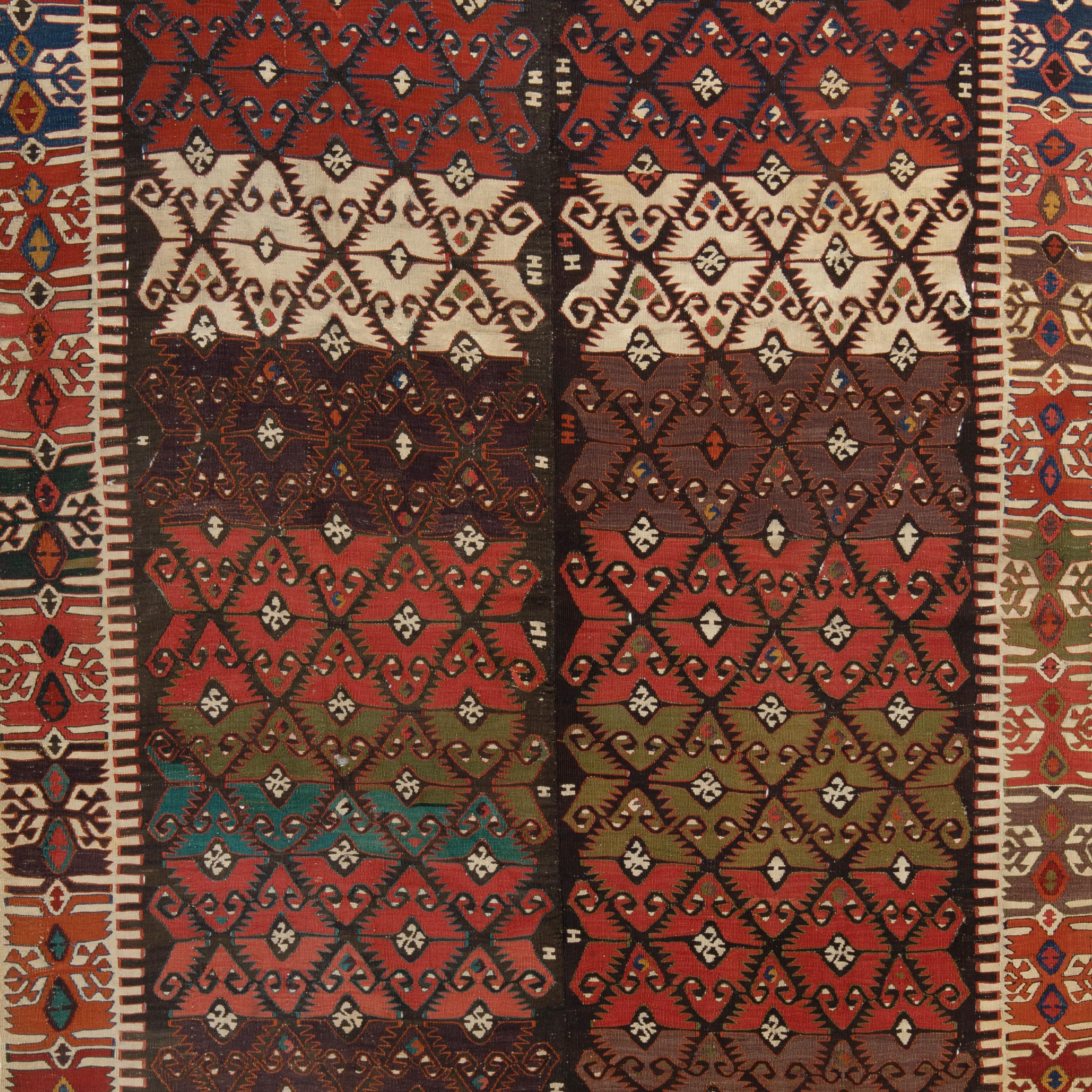 abc carpet Multicolored Vintage Wool Kilim Rug - 5'7