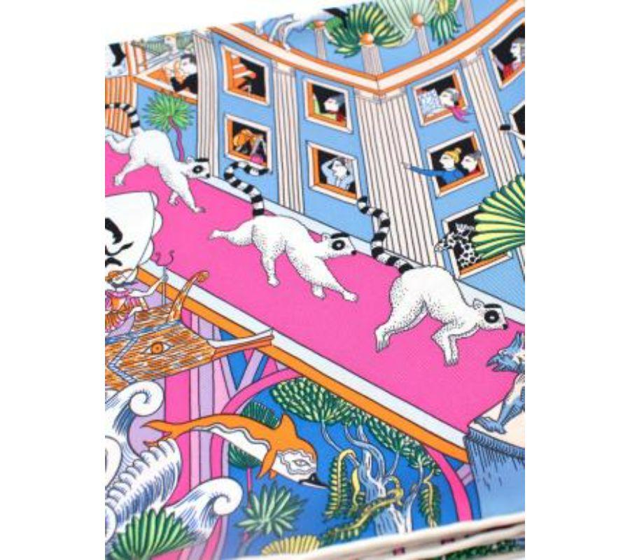 Sciarpa quadrata in twill di seta Hermes Animapolis multicolore in edizione limitata 90 In condizioni ottime in vendita a London, GB