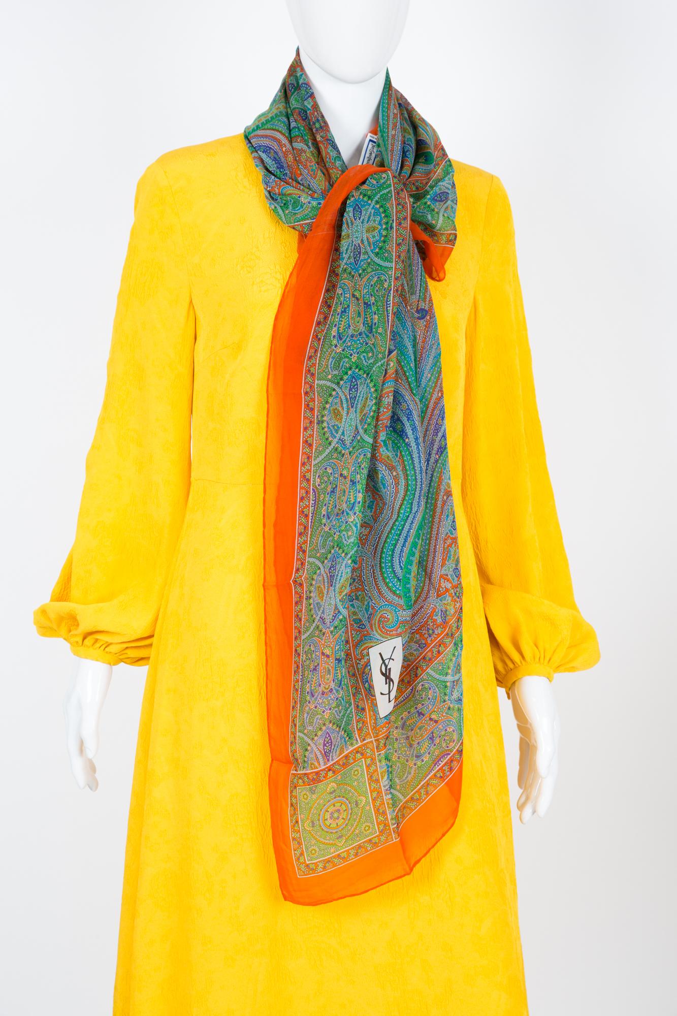 Multicolour Saint Laurent YSL Paisley Print Silk Georgette Shawl In Good Condition In Paris, FR