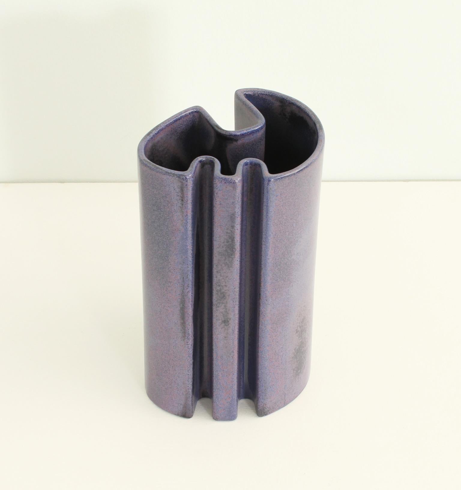 Vase en céramique à multiples facettes d'Angelo Mangiarotti pour Brambilla en vente 7