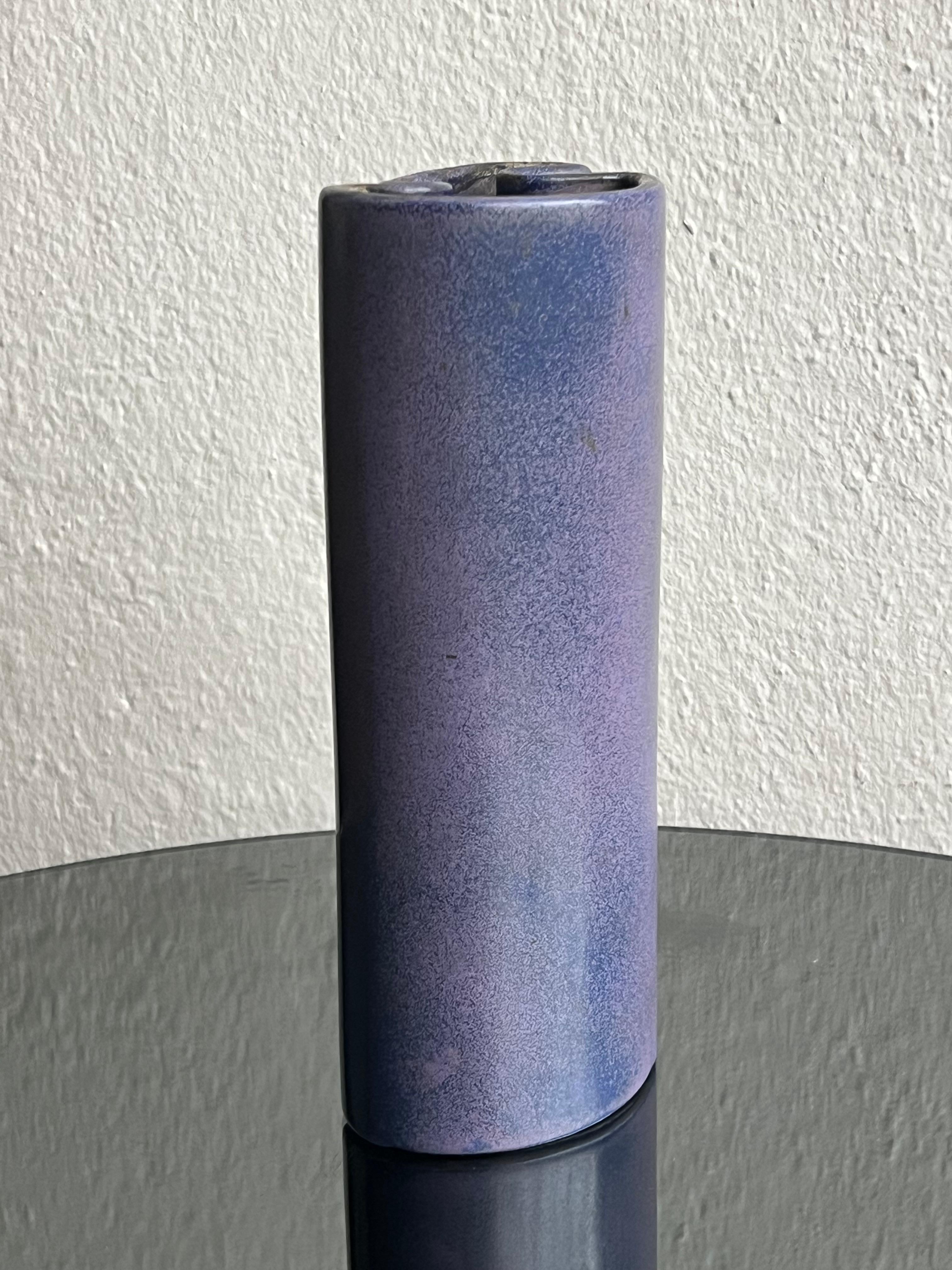 Multifaced vase designed in 1968 by Angelo Mangiarotti for Brambilla Ceramiche For Sale 3
