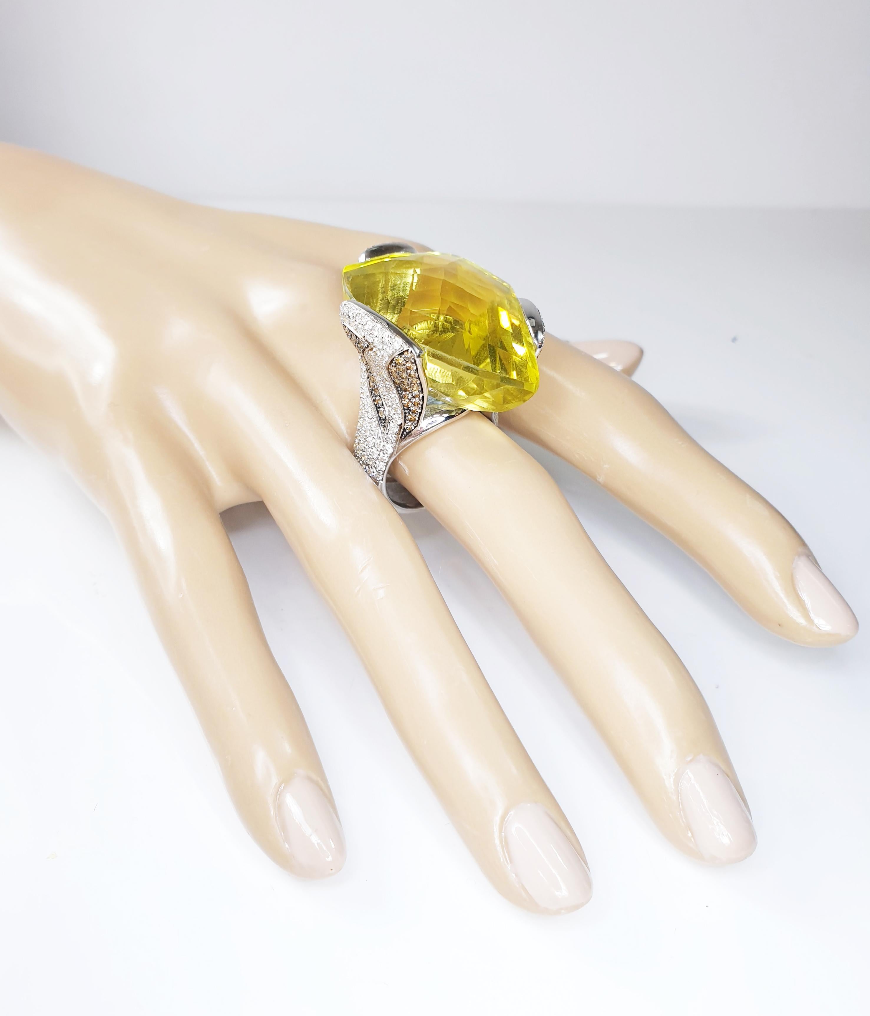 Multifaceted 51 Carat Citrine Quartz with Diamonds and 18 Karat White Gold Ring For Sale 1