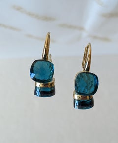 Multifaceted Nudo Blue London Topaz in  18k Gold Dangle Earrings