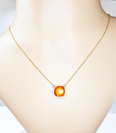 Multifaceted Orange Quartz Pendant in 18 Karat Yellow Gold Chain