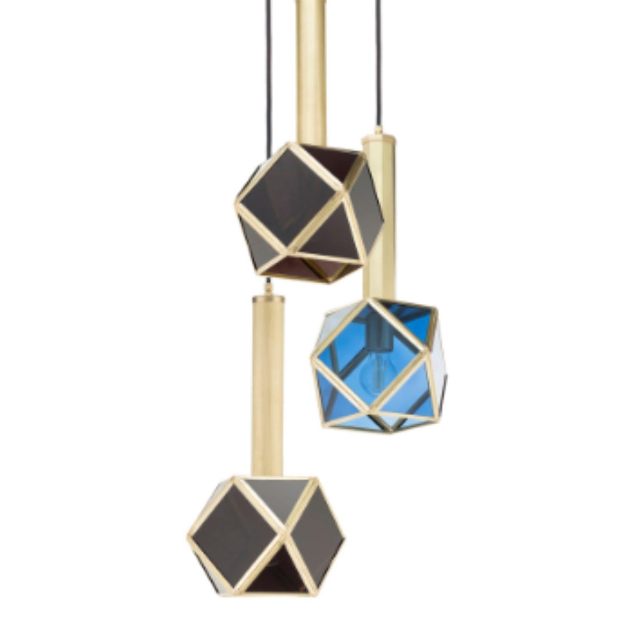 Geometrie 166 nickel brass star chandelier belongs to the Timeless collection which includes Classic and timeless lamps, the clean lines and geometries of brass and glass of this chandelier expand in height from small to large Size. Modernity