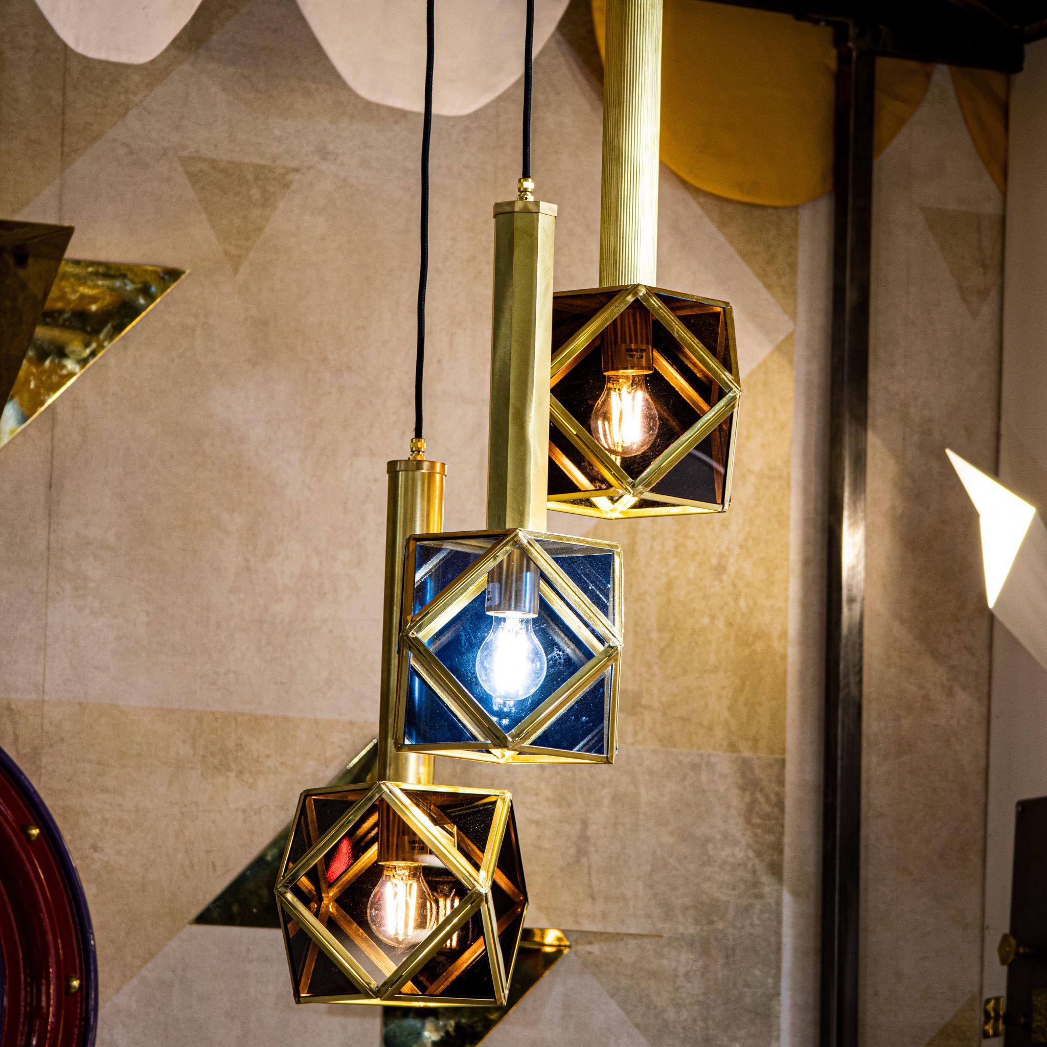 Multifaceted Triple Suspension with Brass Structure and Colored Glasses In New Condition For Sale In Firenze, FI