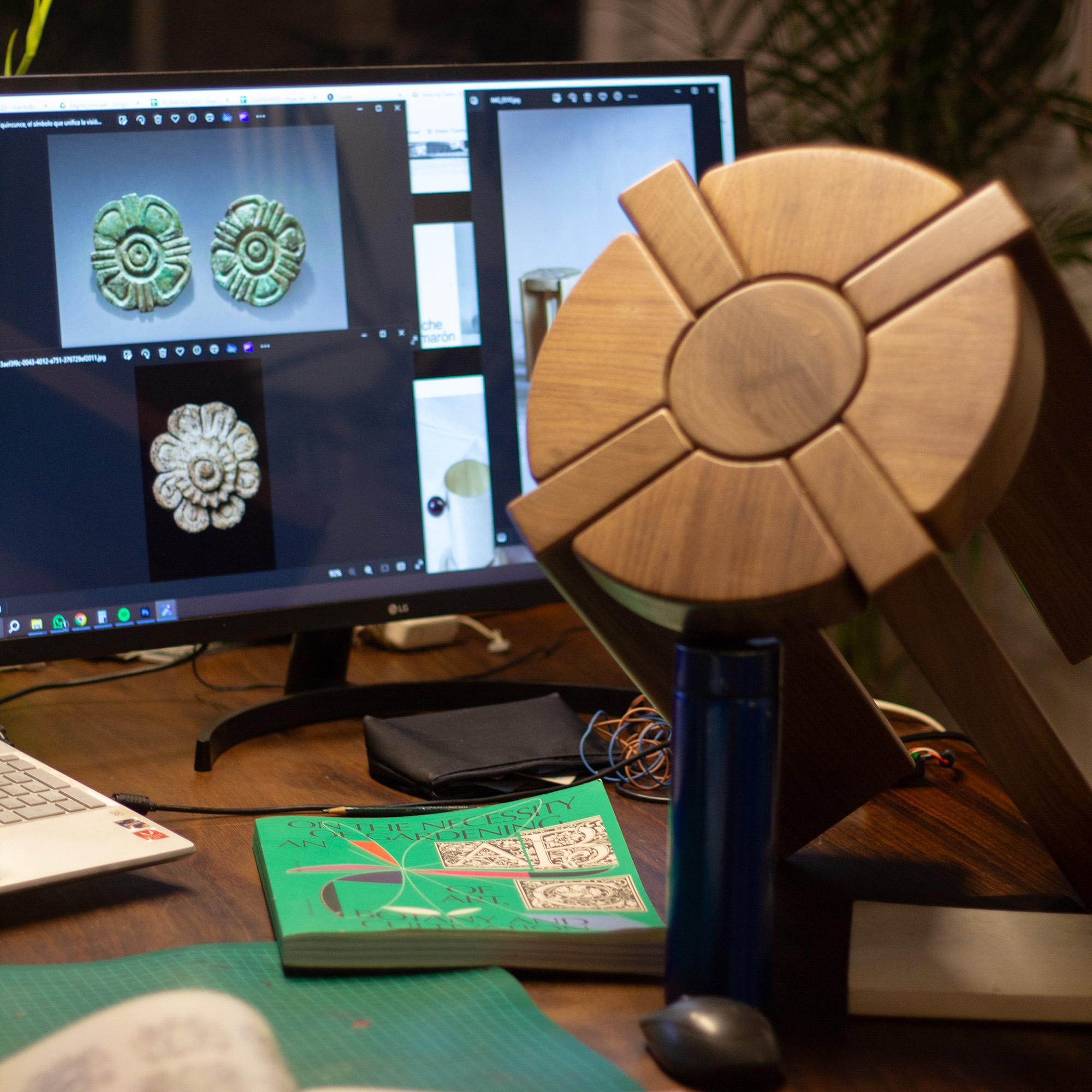 Multiflora, Stool or Side-Table, made of walnut inspired by symbols. In New Condition For Sale In Ciudad De México, MX