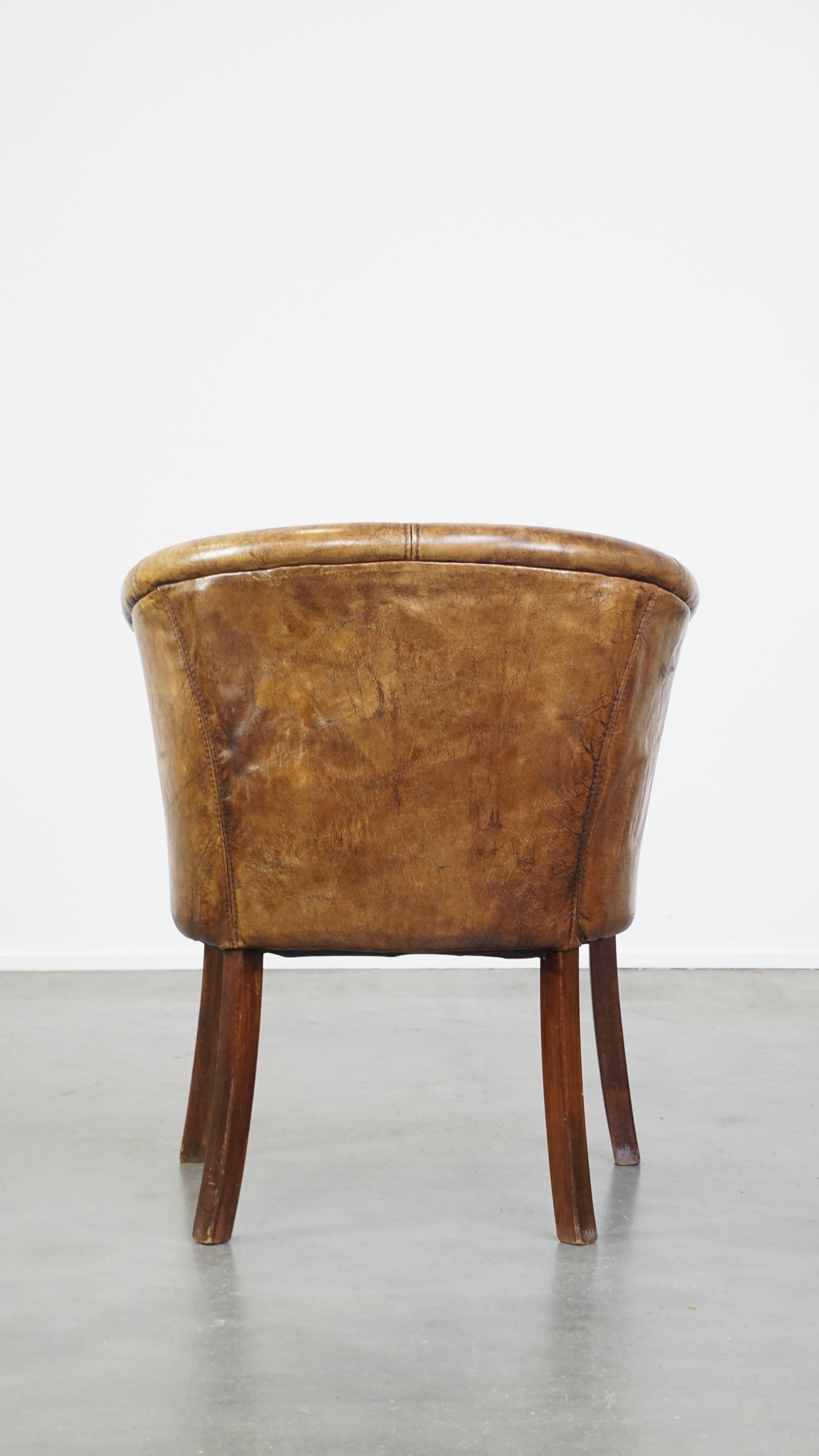 Multifunctional cowhide tub chair/side chair In Good Condition For Sale In Harderwijk, NL