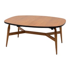 Mesa multifuncional, mediados del siglo XX