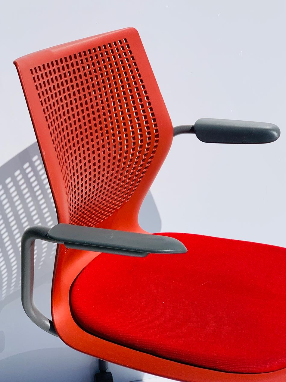 Metal Multigeneration Task Chair by Formway Design for Knoll