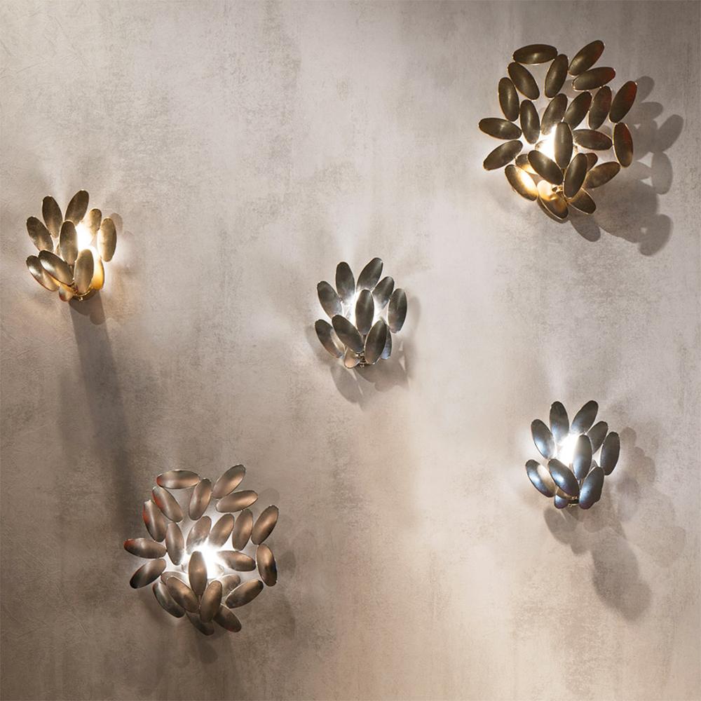 Gold Plate Multileaves Gold Wall Lamp For Sale