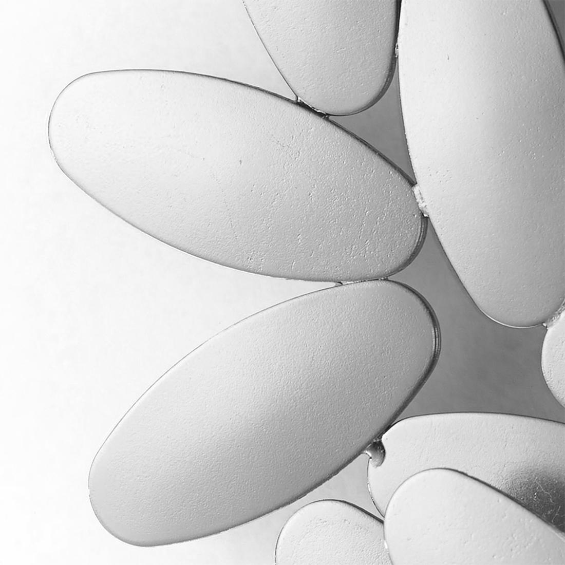 Lampada da parete A. Silver a più foglie In condizioni Nuovo in vendita a Paris, FR