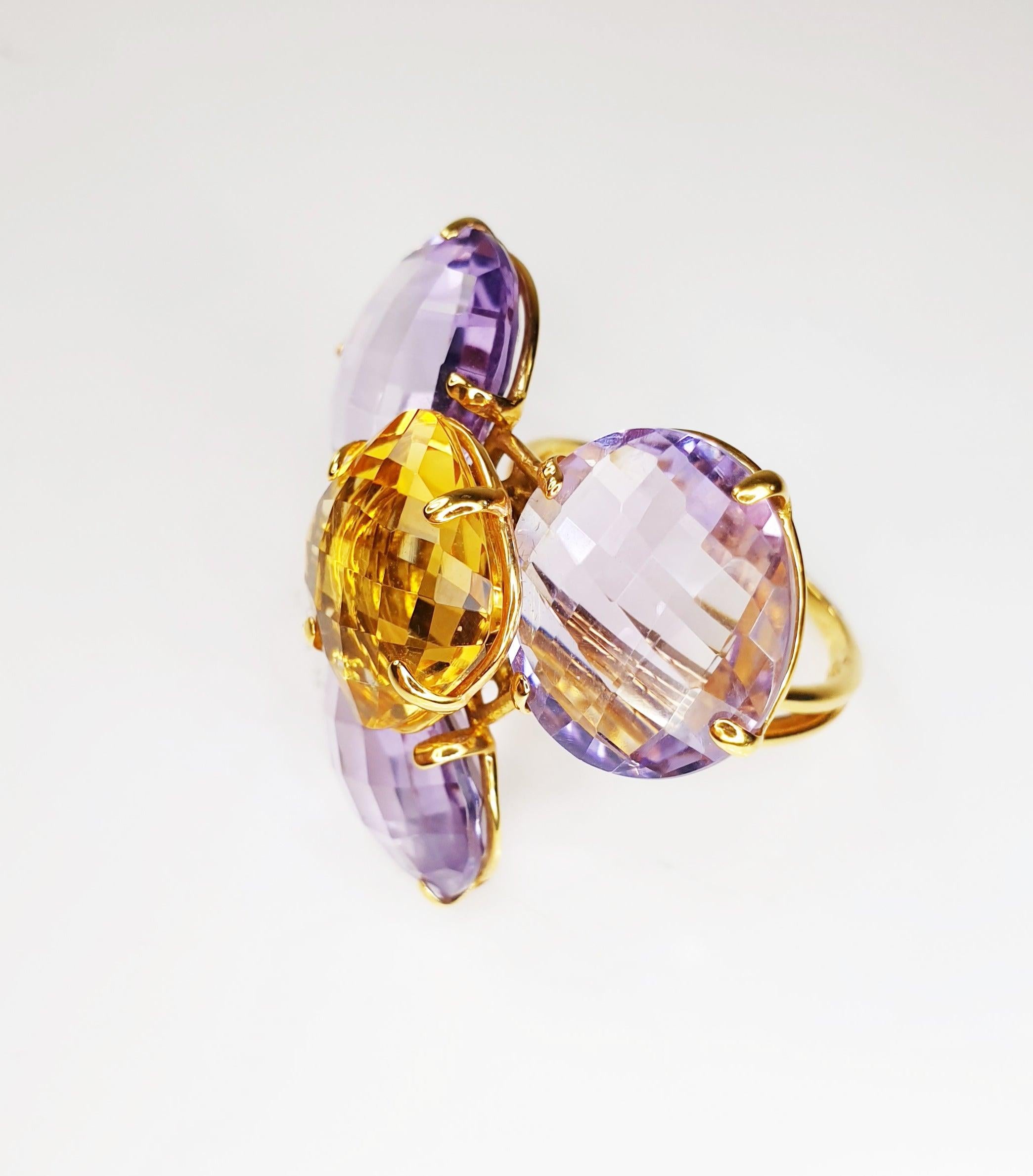 Multiphaceted Flower Ring with Central Citrine and Three Amethysts 2