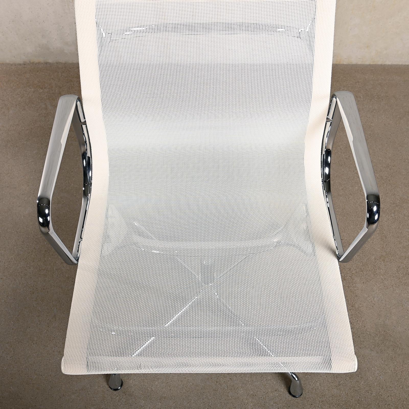 Multiple Eames Aluminum Group EA108 Dining Chairs in White Netweave Mesh, Vitra For Sale 3