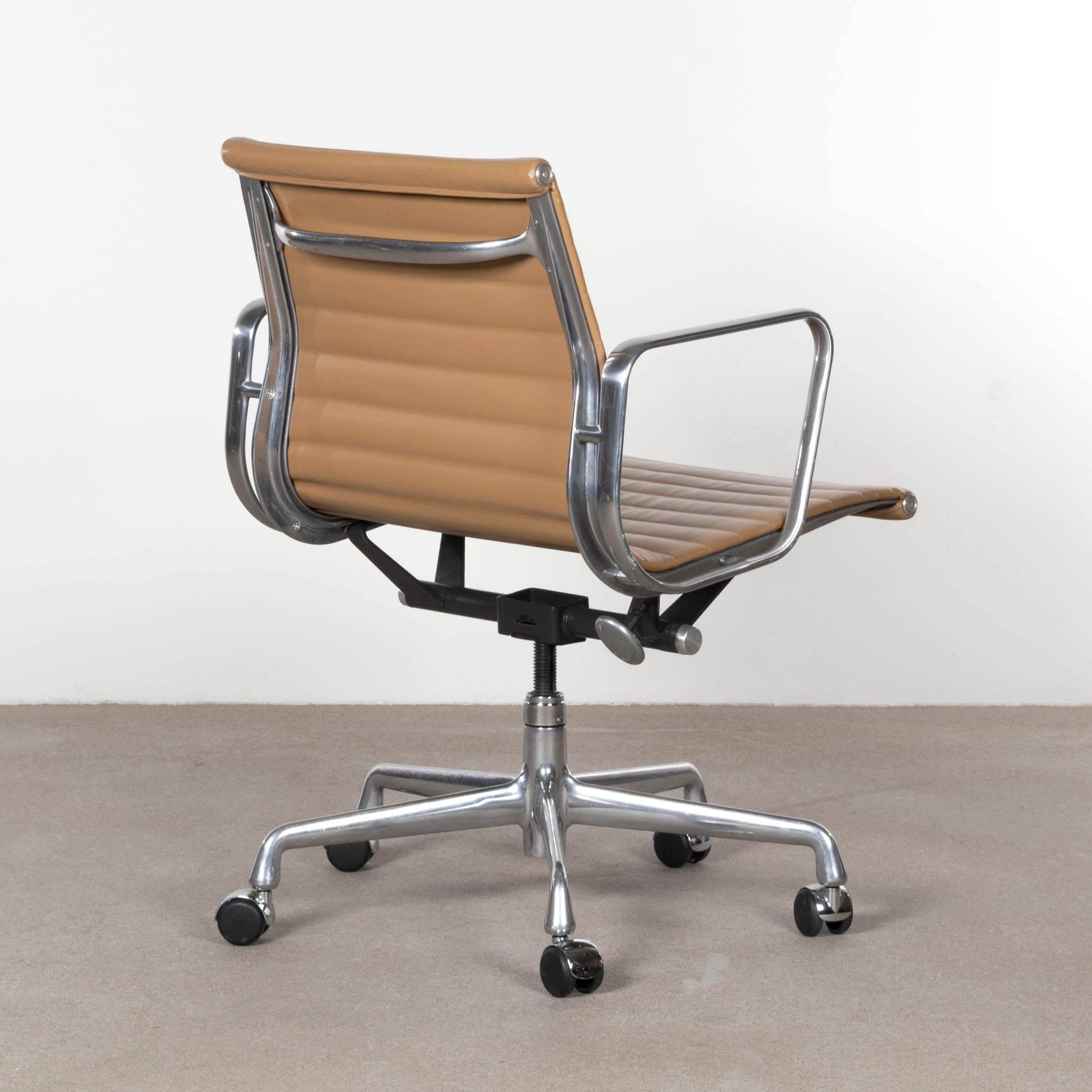 Contemporary Multiple Eames Management Office Chair in Cognac Leather for Herman Miller
