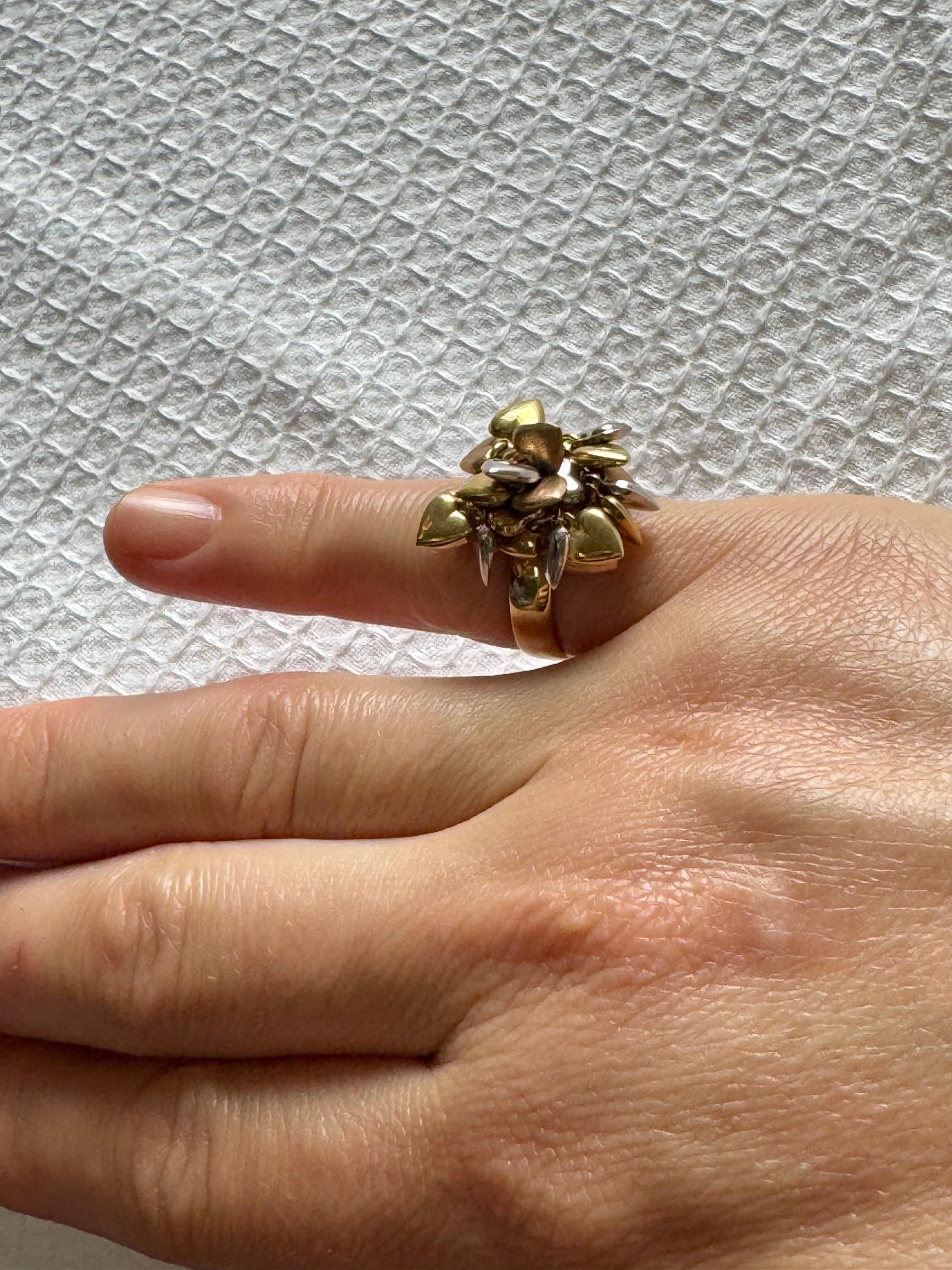 Anello a cuore multiplo fluttuante in oro giallo, rosa e bianco 18 Kt misura 6 in vendita 9