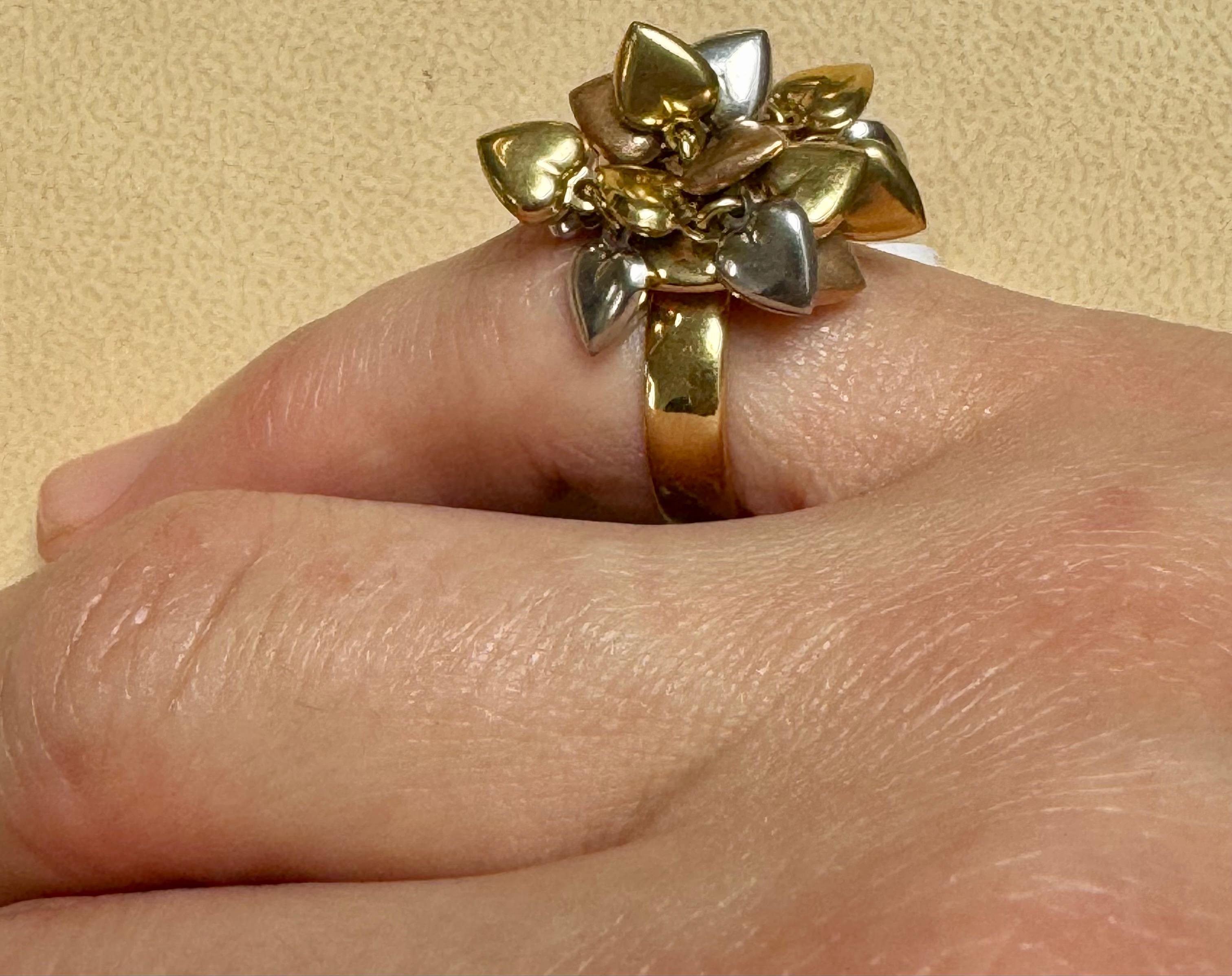 Anello a cuore multiplo fluttuante in oro giallo, rosa e bianco 18 Kt misura 6 in vendita 10