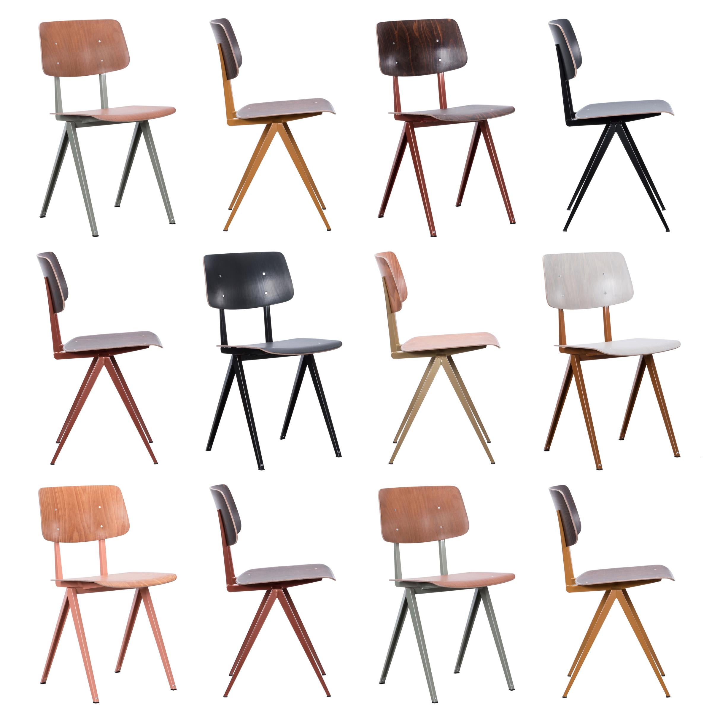 Plusieurs chaises de salle à manger industrielles Galvanitas S16 de différentes couleurs, Pays-Bas en vente