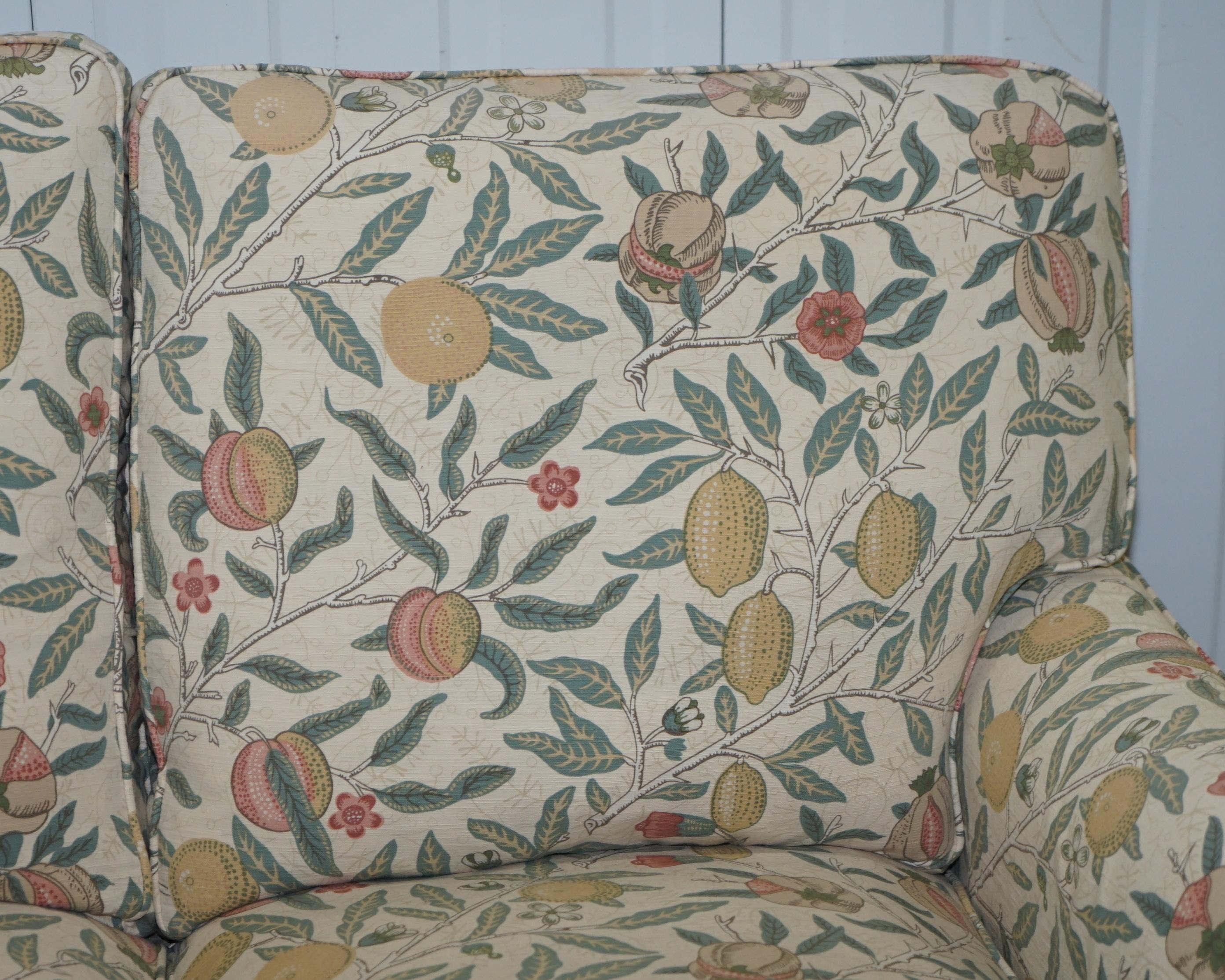 English Multiyork Howard Sofa and Pair of Armchairs Suite Floral Upholstery