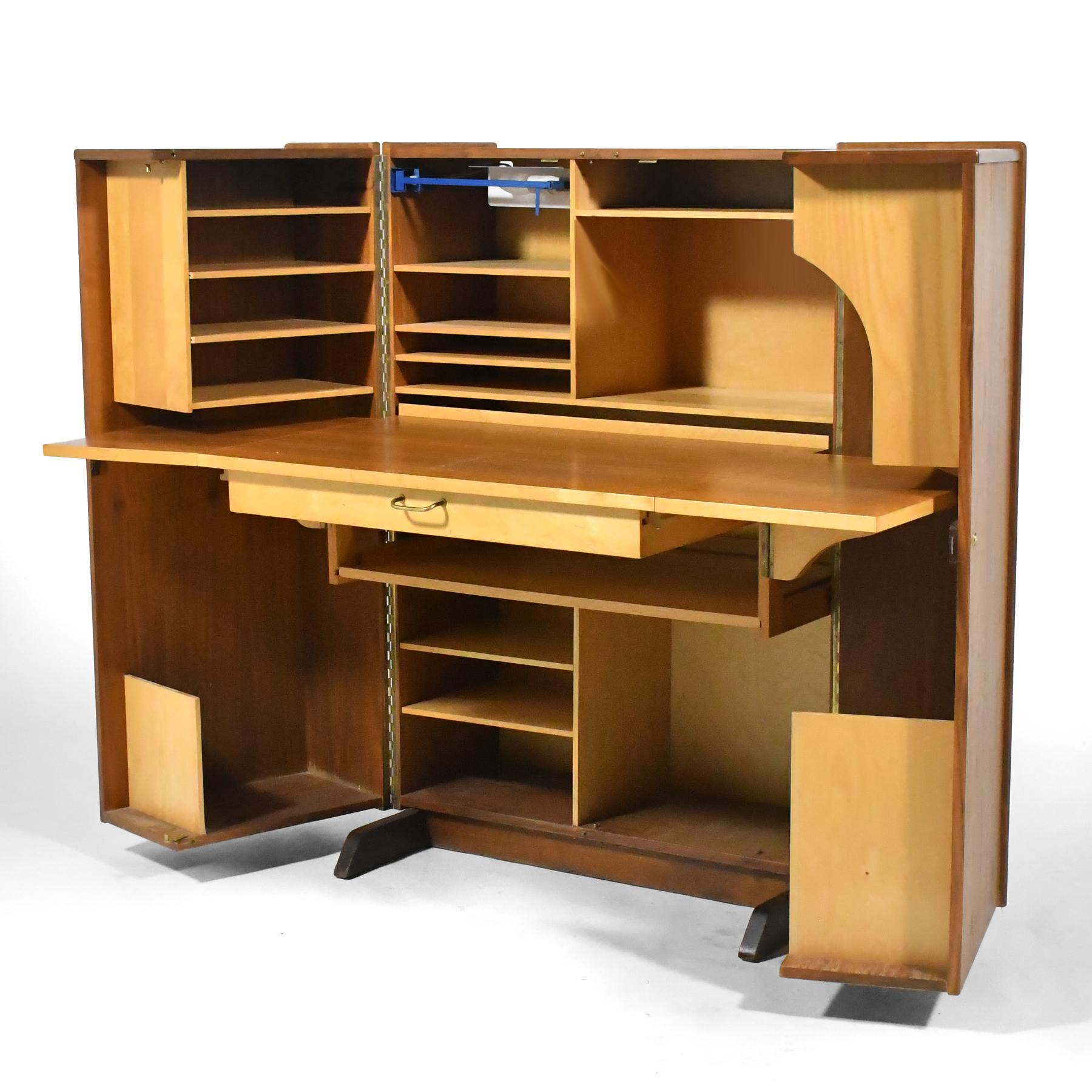 Mummenthaler and Meier Magic Box Desk 5