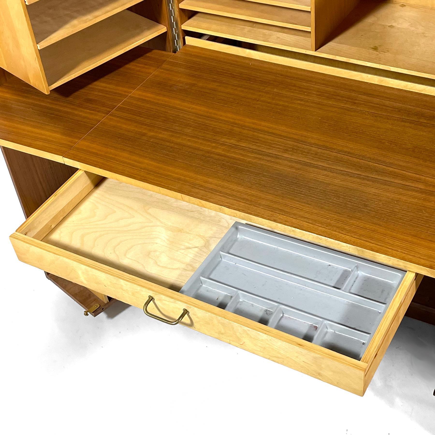 Mummenthaler and Meier Magic Box Desk 6
