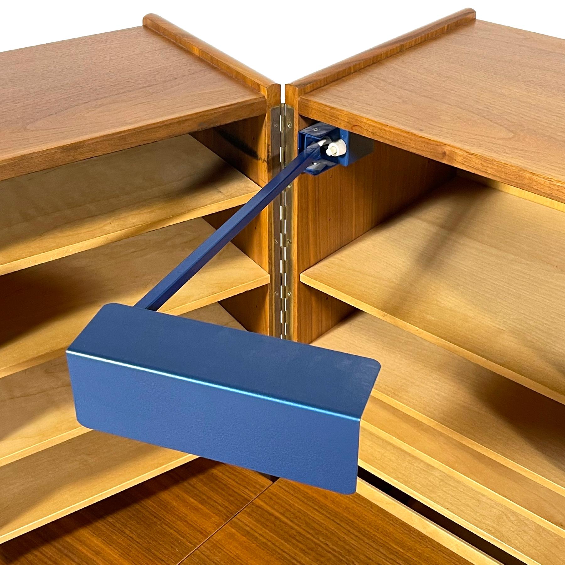 Mummenthaler and Meier Magic Box Desk 7