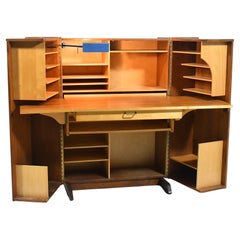 Mummenthaler and Meier Magic Box Desk