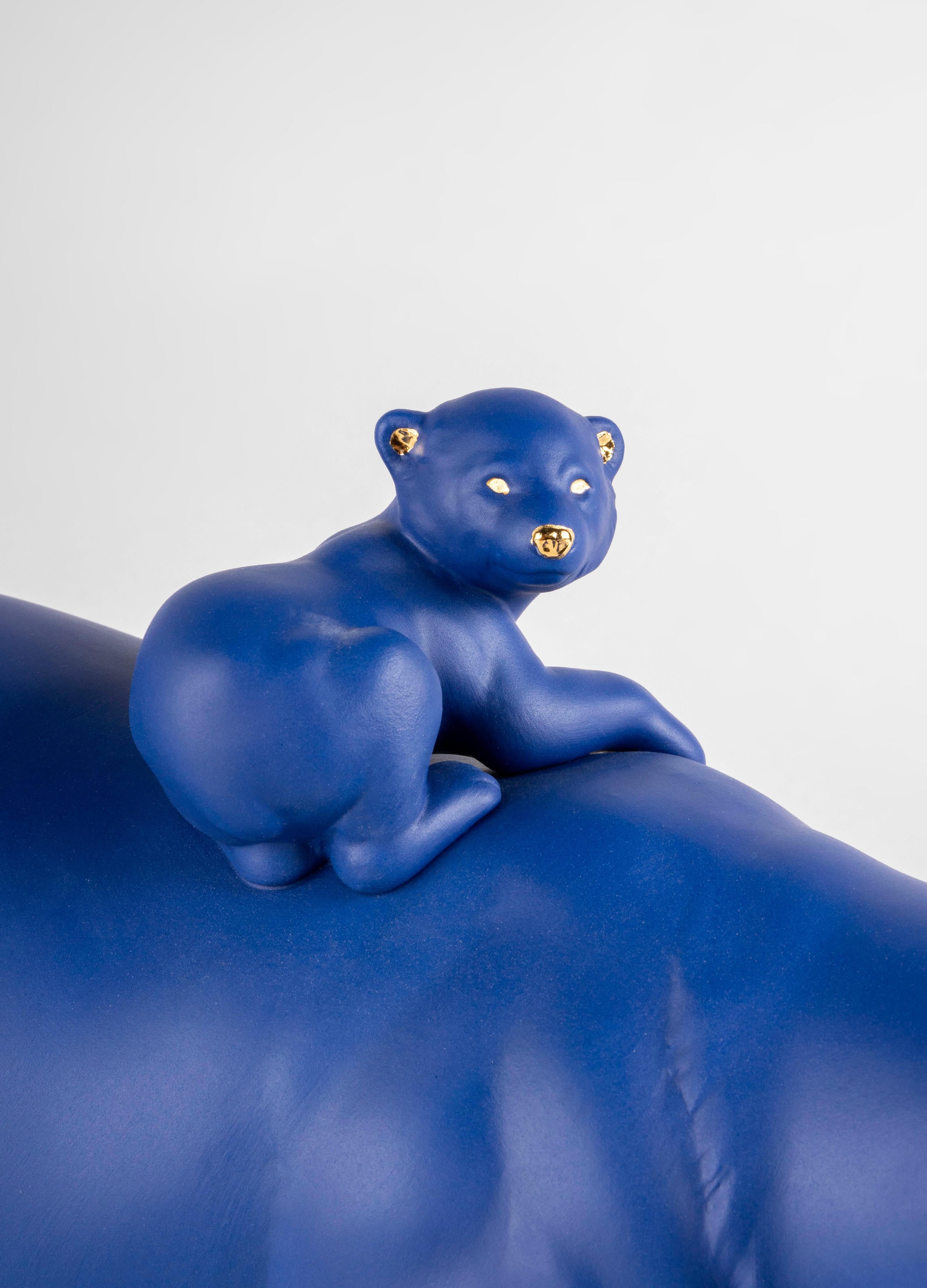 Mummy Bear and Babies 'Blue-Gold', Limited Edition For Sale 1