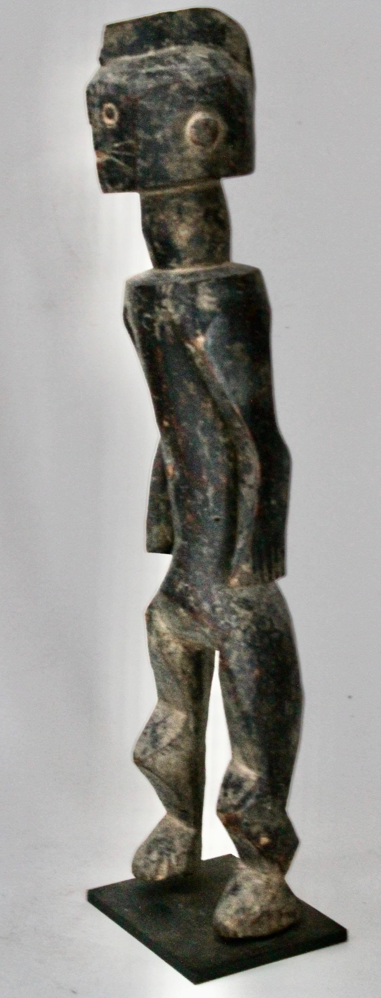 Nigerian Mumuye Figure African Sculpture