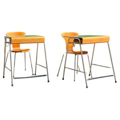Bureaux et chaises de l'école Munkegaard Arne Jacobsen, 1956