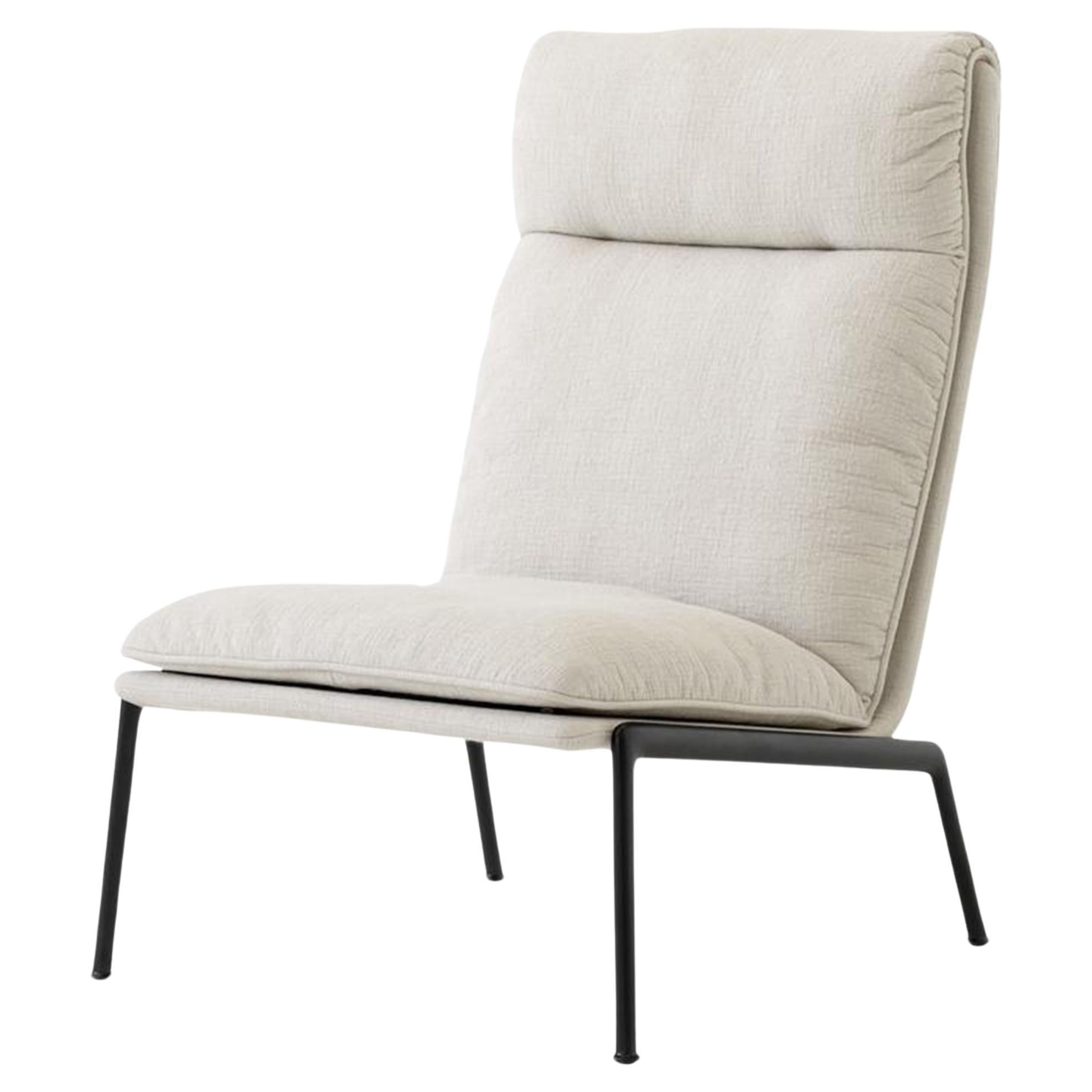 Sedia da salotto con schienale alto Muno in Kvadrat (Cifrado 0221)/Nero Caldo, Luca Nichetto