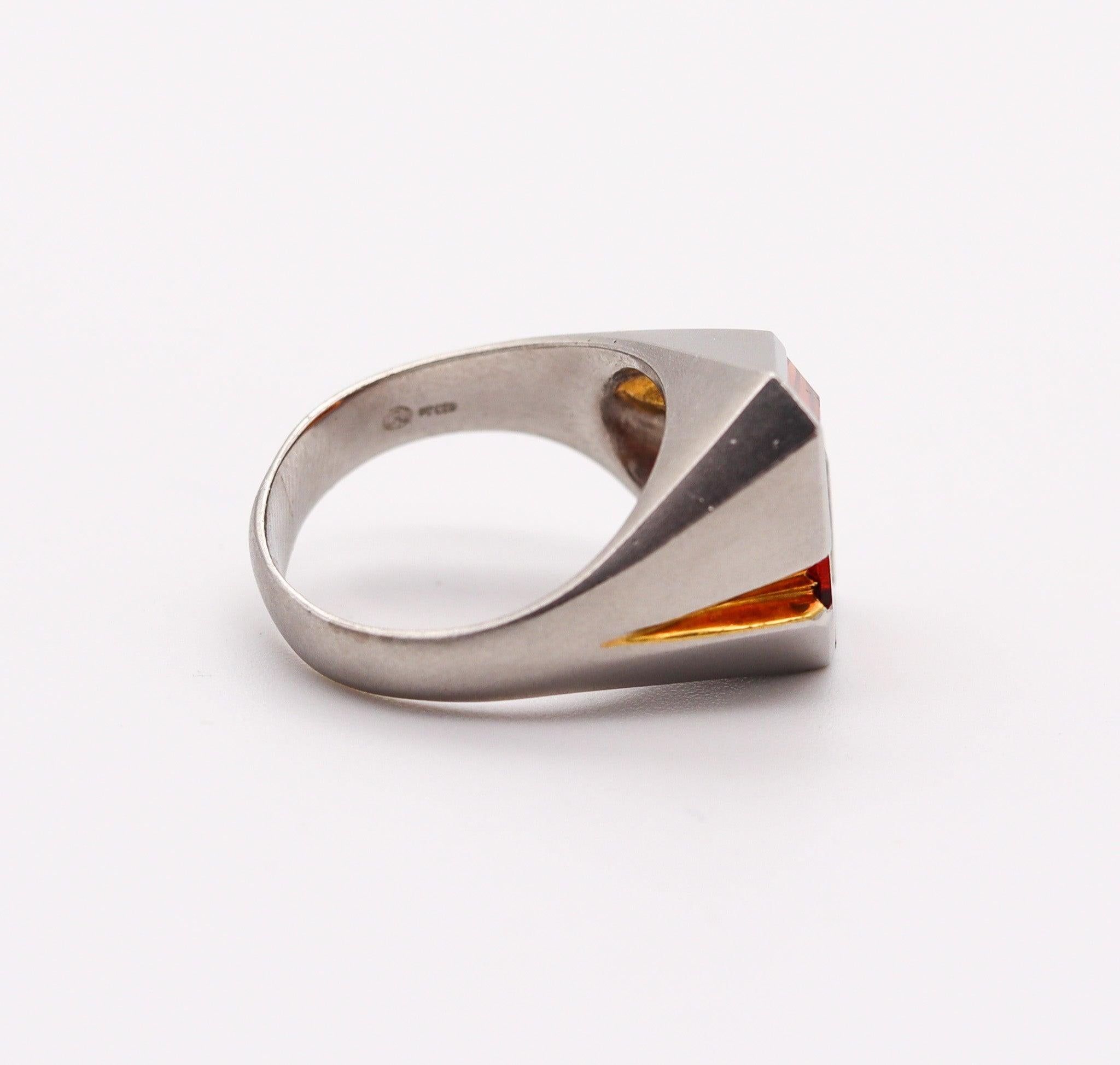MUNSTEINER Sculptural Geometric Ring Platinum & 18Kt Gold With Madeira Citrine In Excellent Condition In Miami, FL